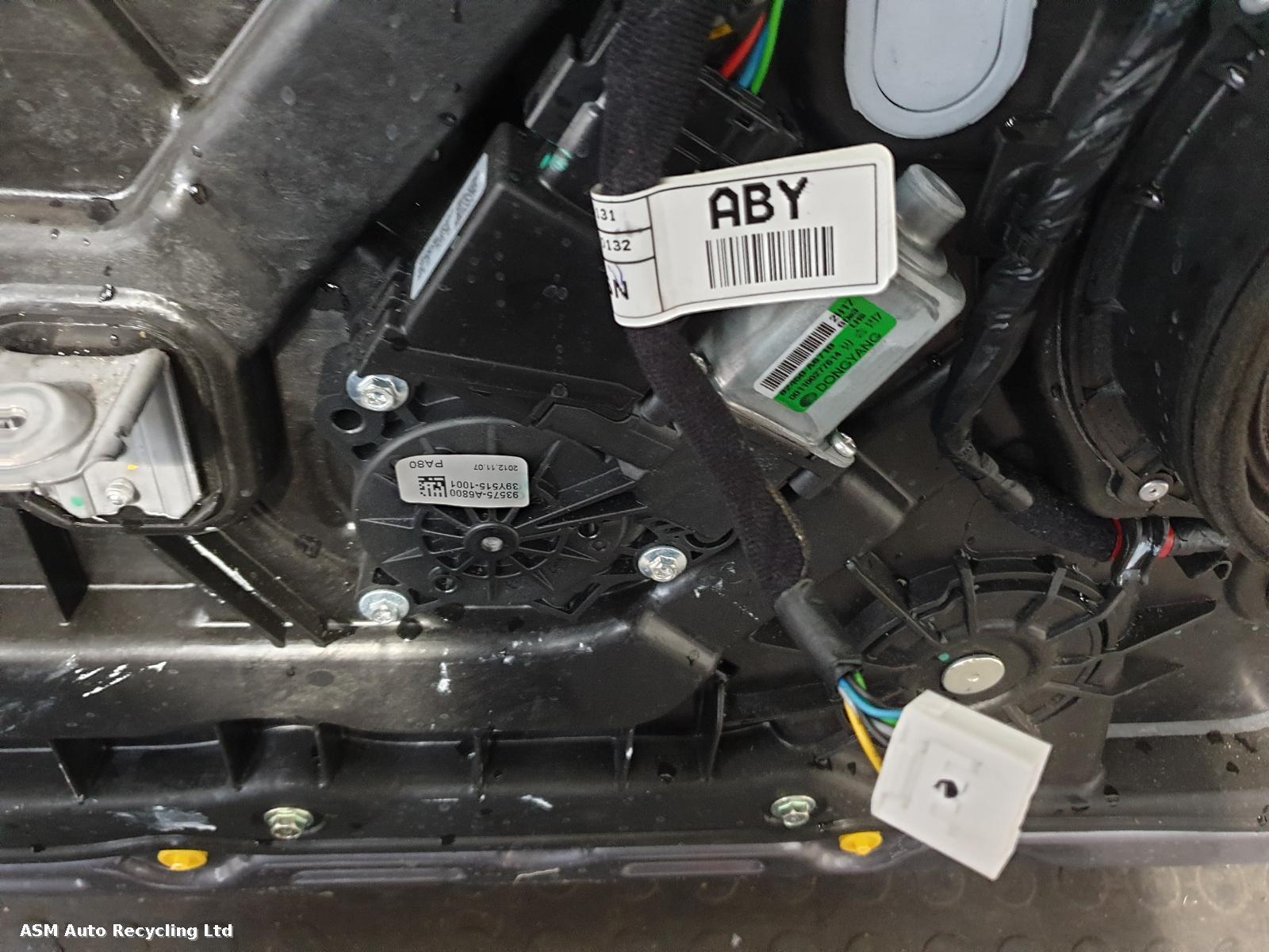 View Auto part L Front Door Hyundai I30 2013