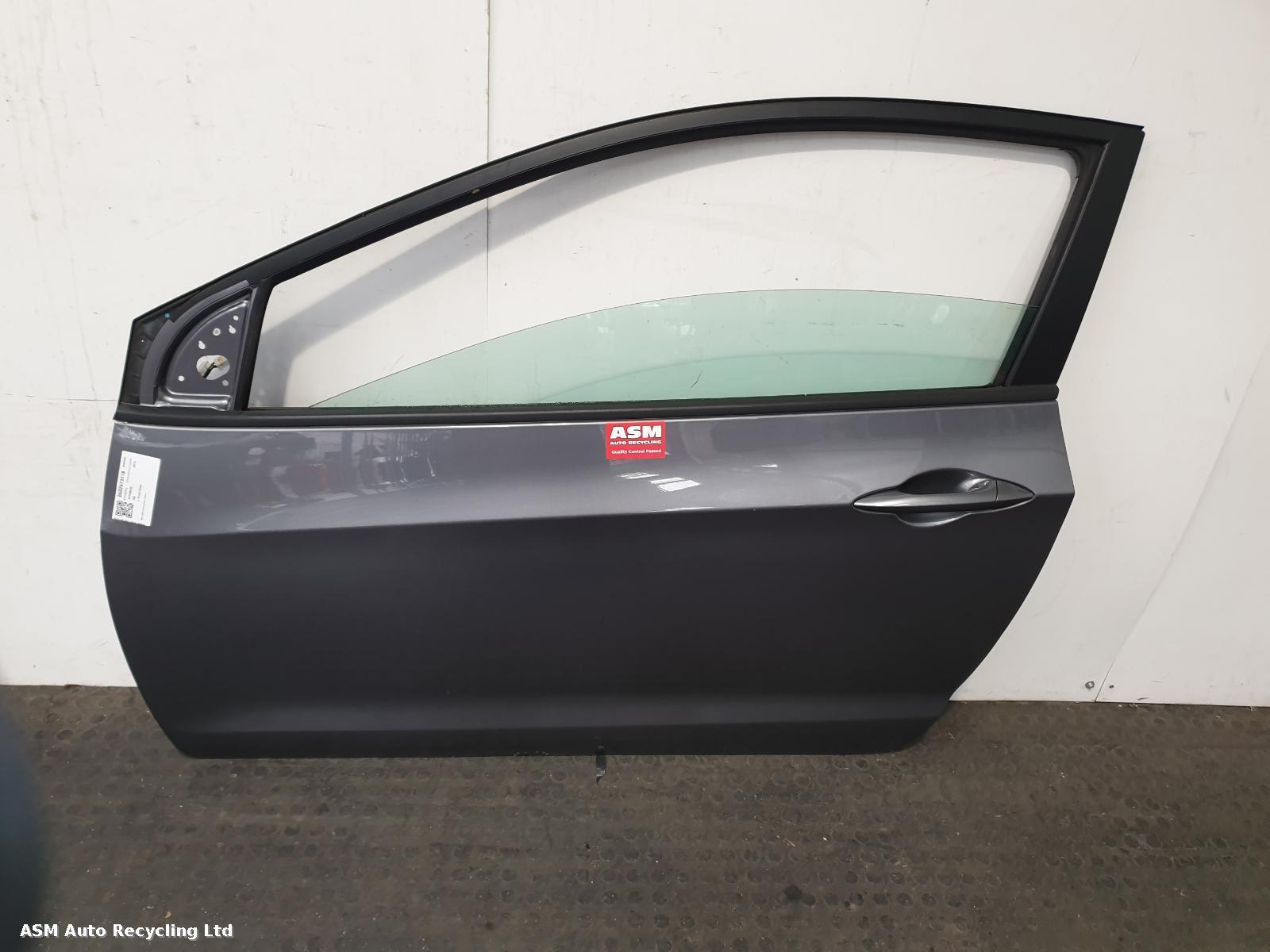 View Auto part L Front Door Hyundai I30 2013