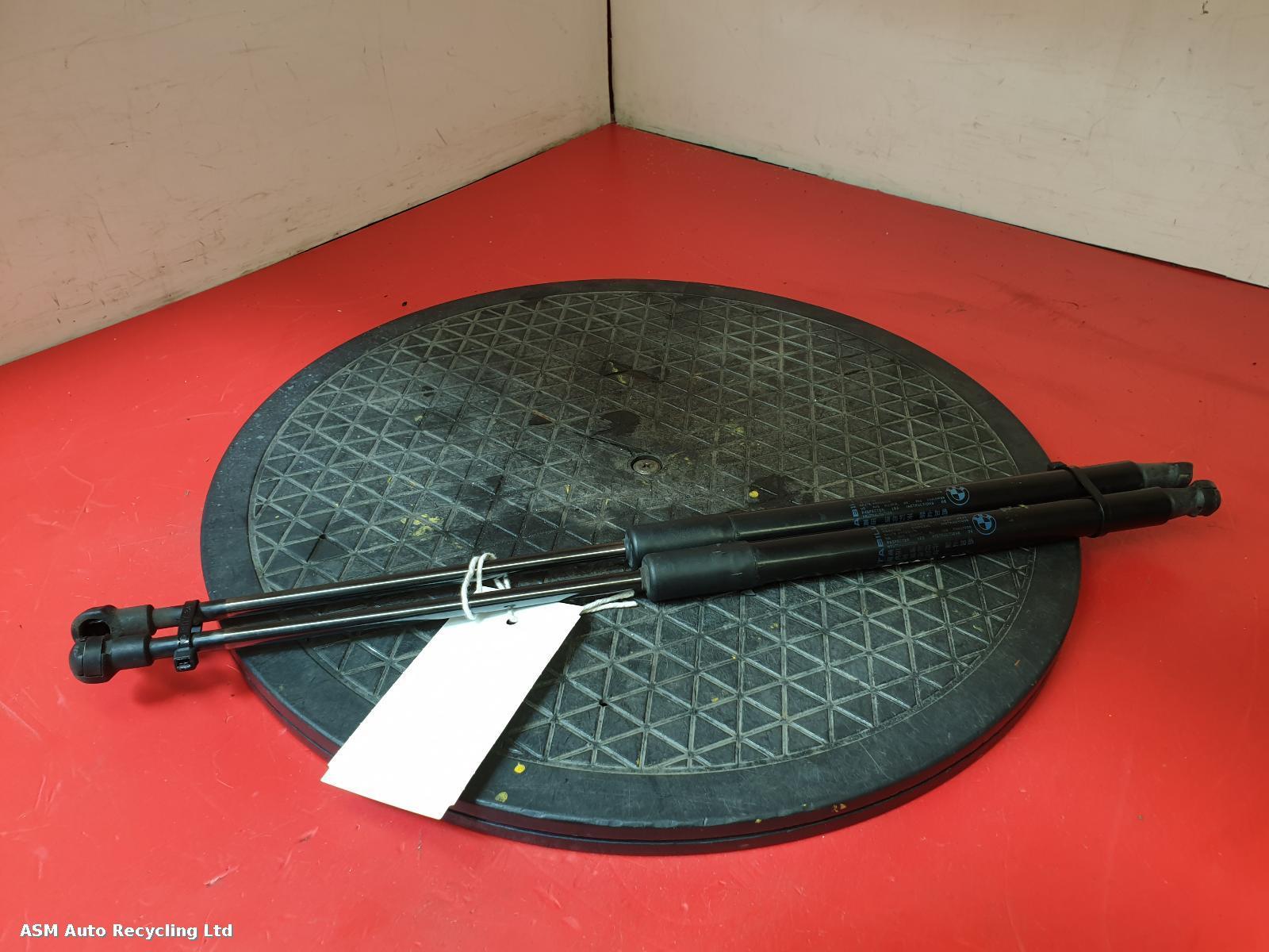 View Auto part Hatch Strut/Shock Bmw 1 Series 2011
