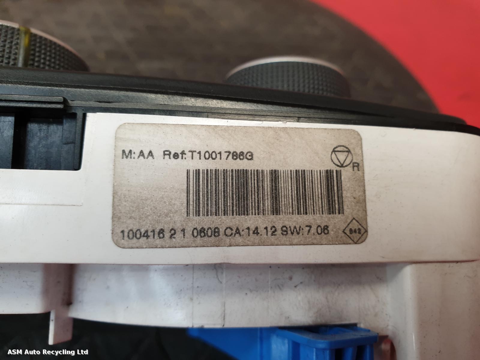 View Auto part Heater/AC Controller Renault Megane 2010