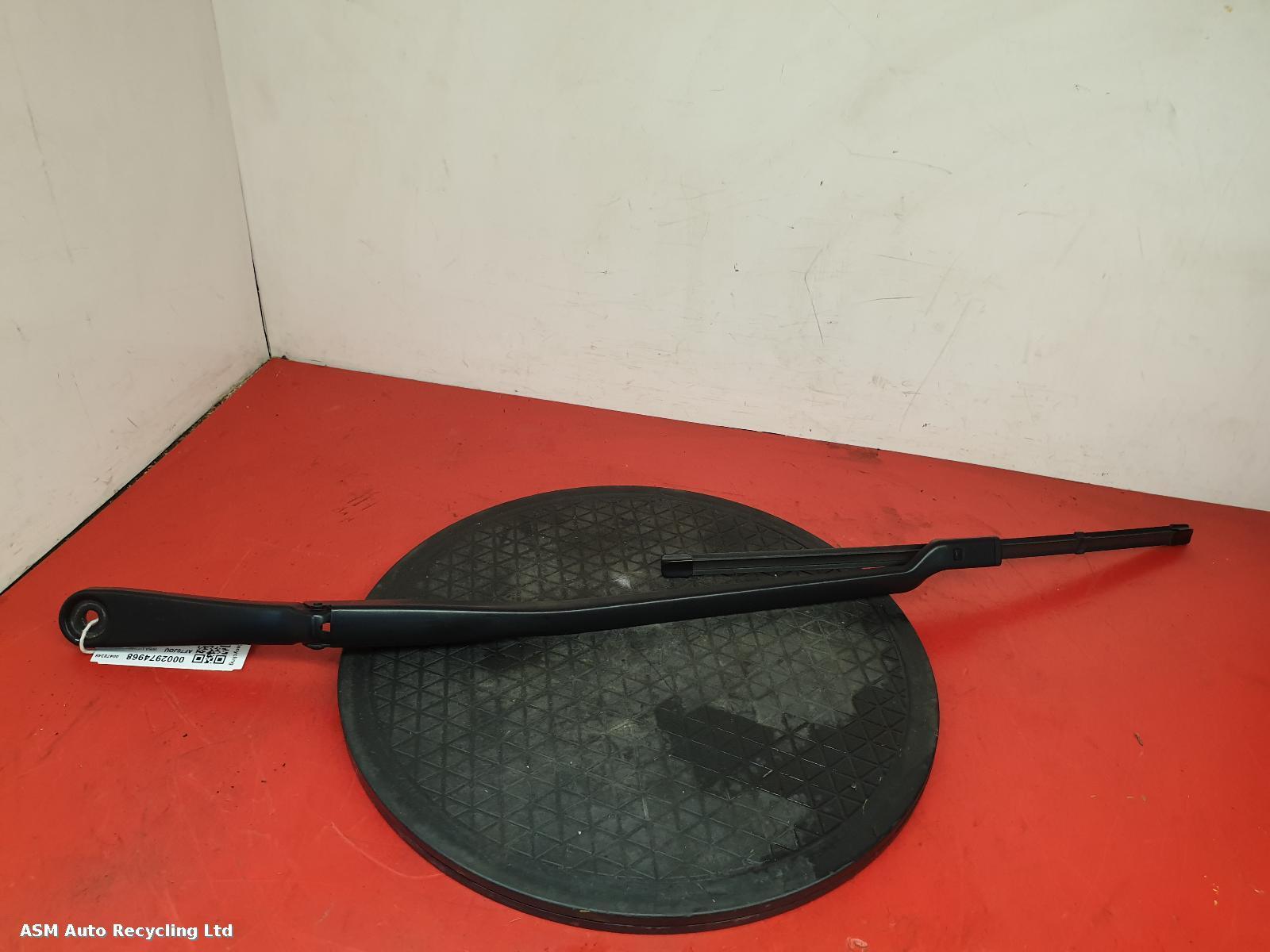 View Auto part Wiper Arm Bmw 5 Series 2020