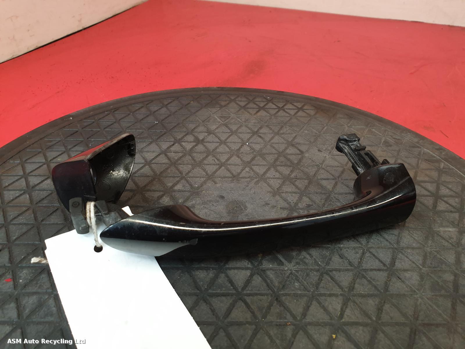 View Auto part Door Handle Mercedes A Class 2011