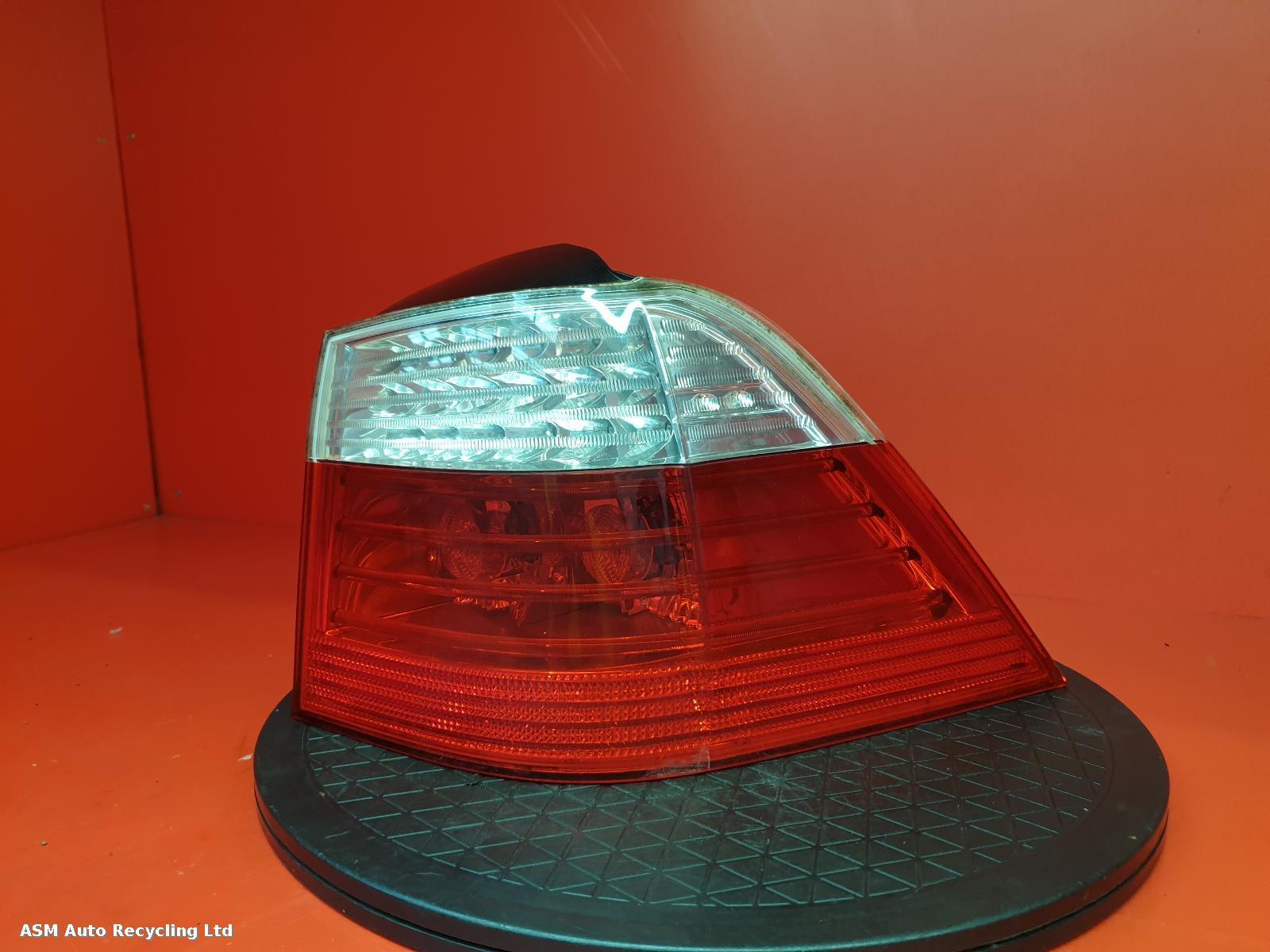 View Auto part R Taillight Bmw 5 Series 2009