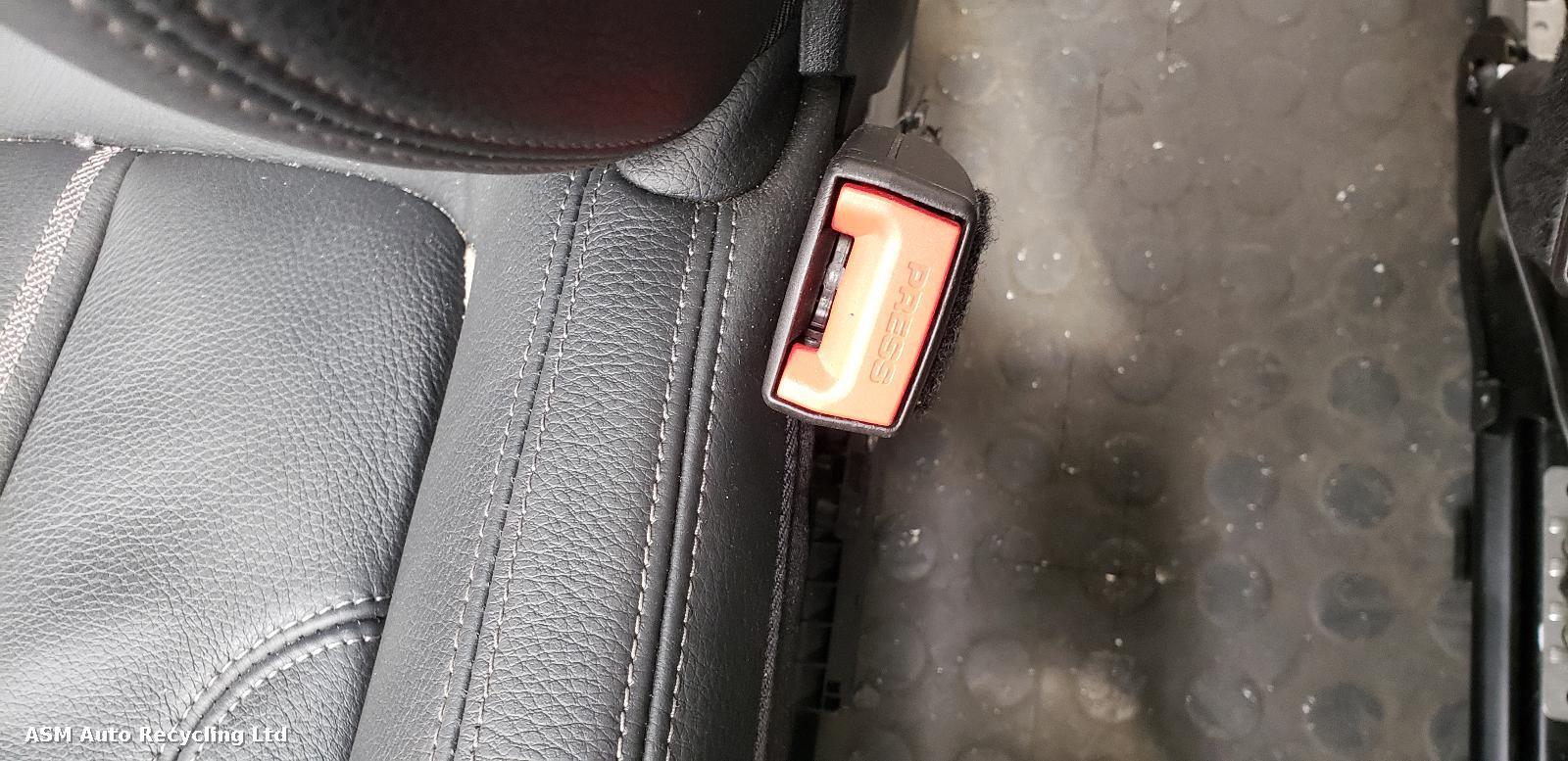 View Auto part Complete Interior Bmw 5 Series 2020