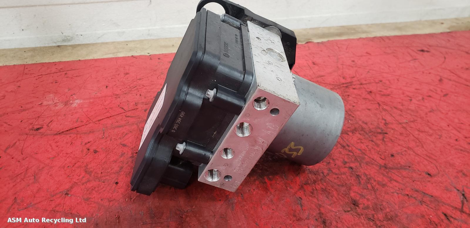 View Auto part ABS Pump/Modulator Audi A1 2023