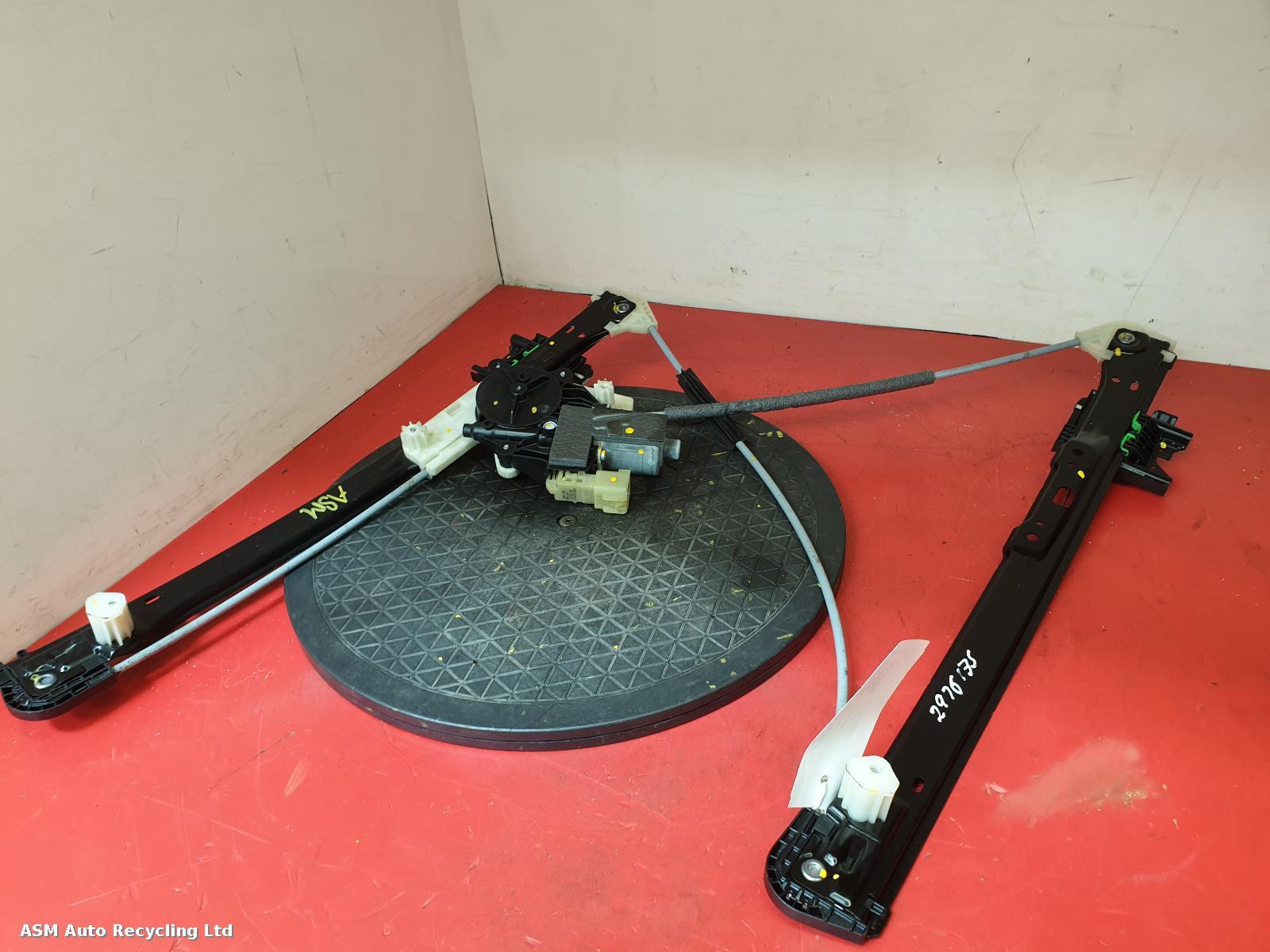 View Auto part RF Window Regulator Jaguar I-pace 2020