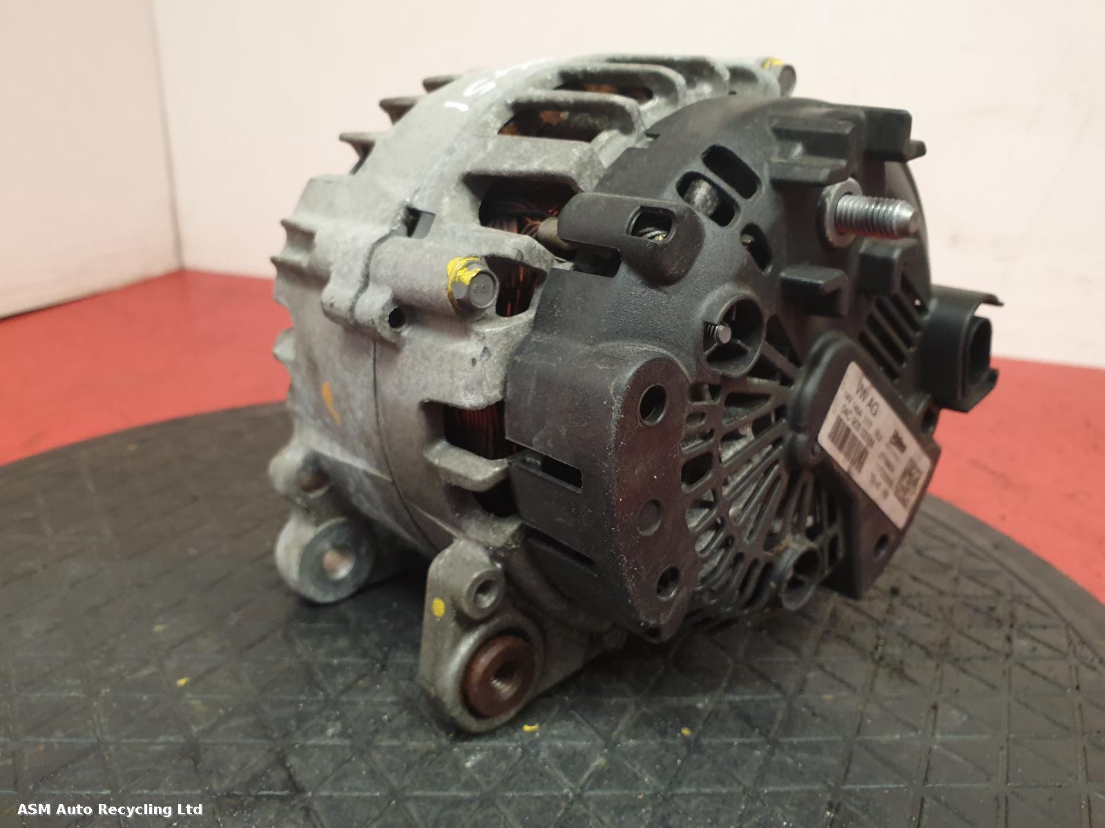 View Auto part Alternator Volkswagen Golf 2017