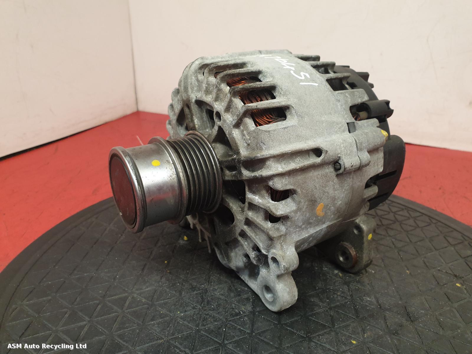 View Auto part Alternator Volkswagen Golf 2017
