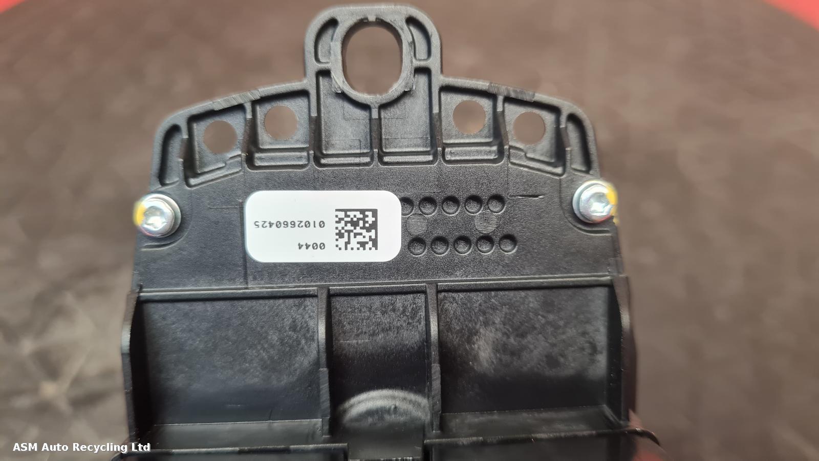View Auto part Multifunction Computer Switch Bmw 5 Series 2020