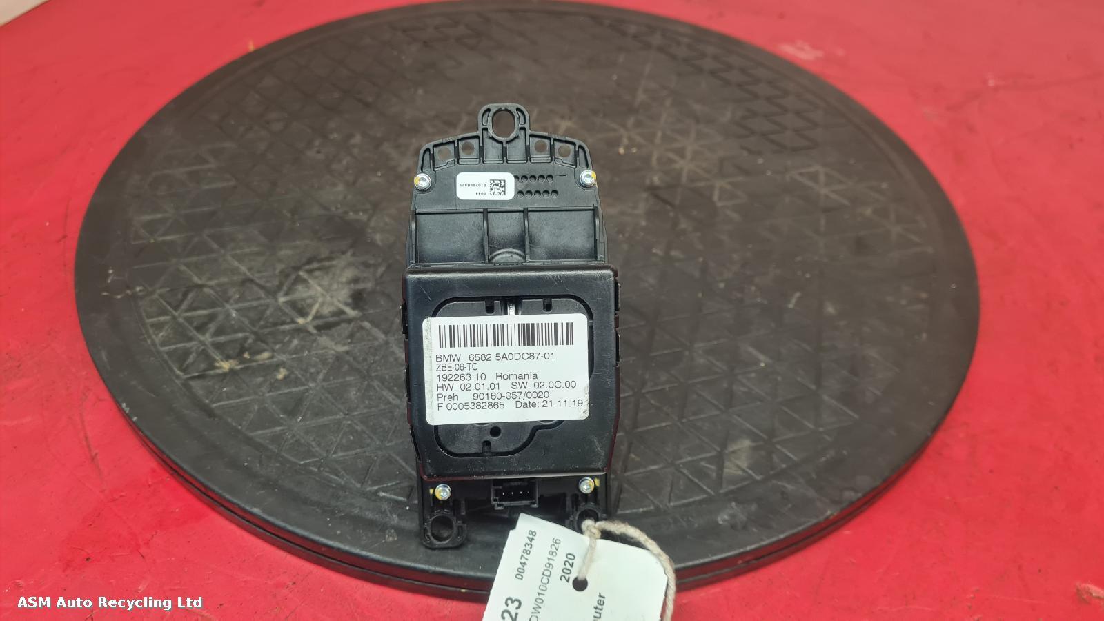 View Auto part Multifunction Computer Switch Bmw 5 Series 2020