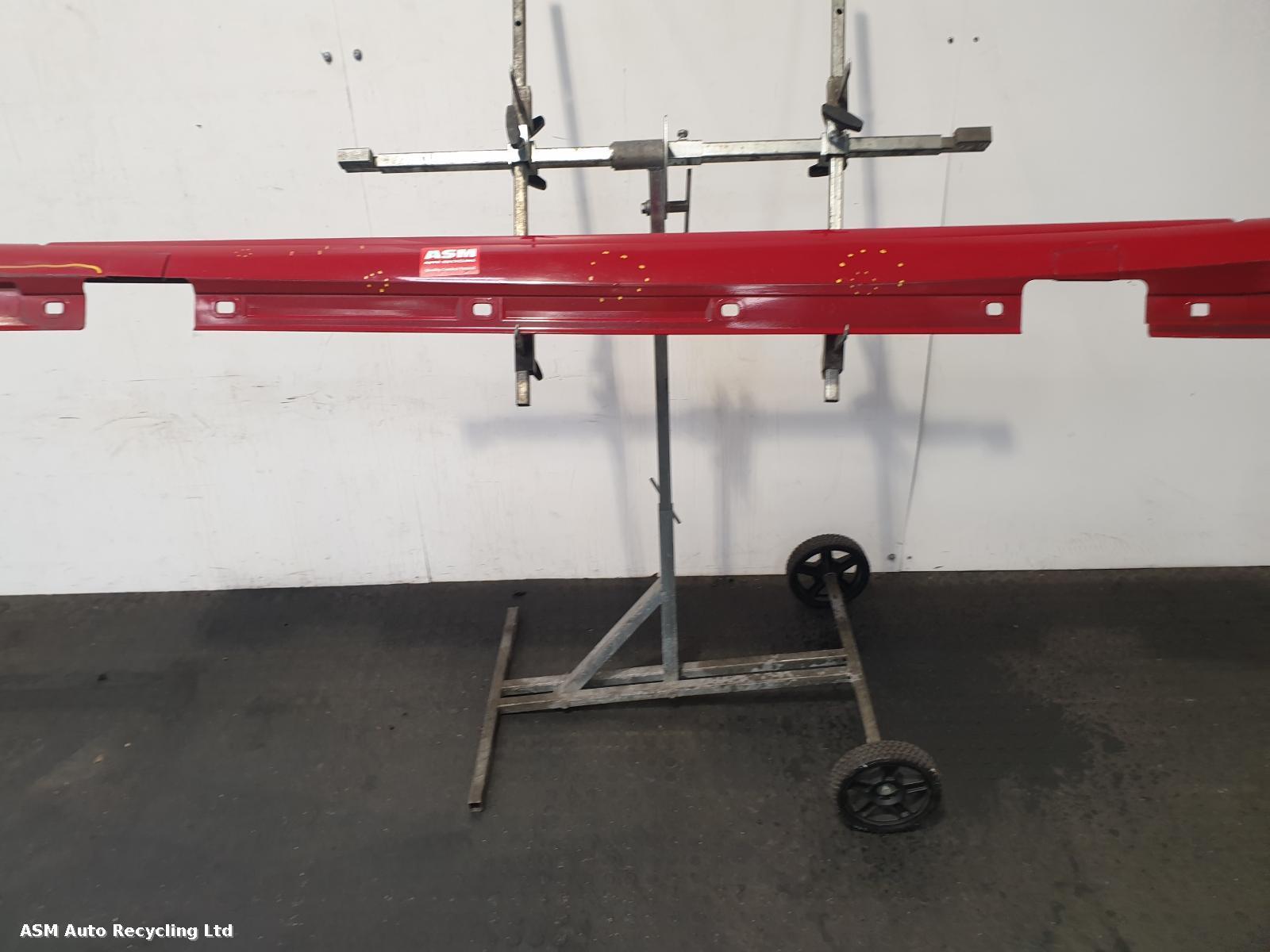 View Auto part Side Skirt Mercedes A Class 2016