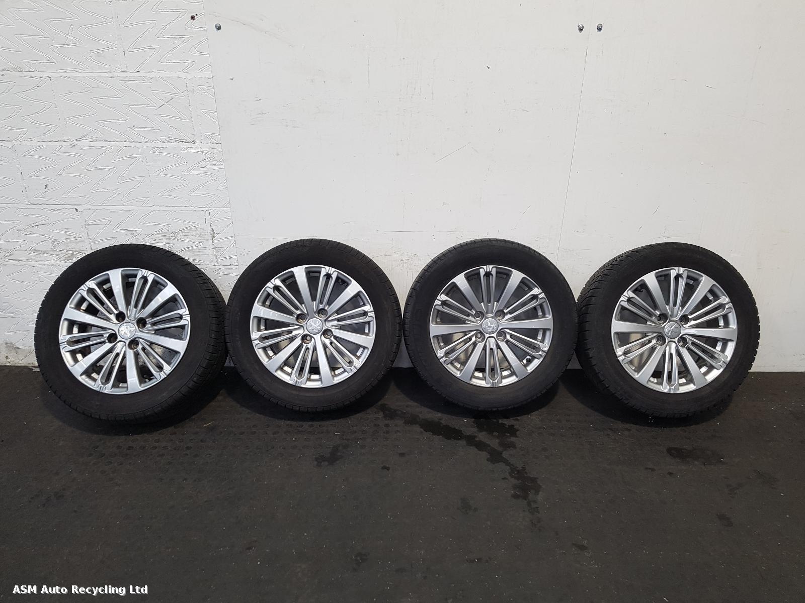 View Auto part Wheel Set Peugeot 208 2015