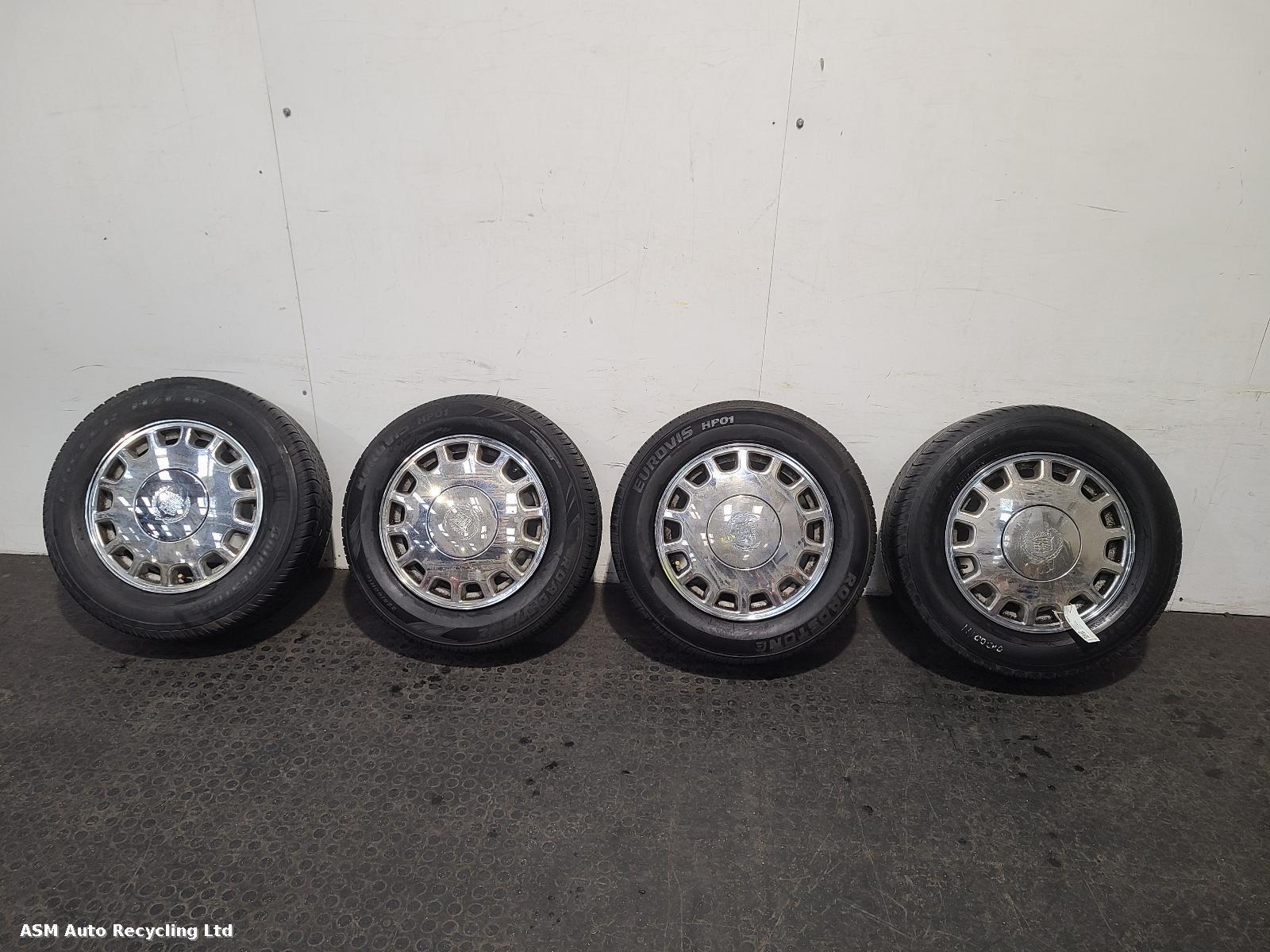 View Auto part Wheel Set Cadillac Eldorado 1994