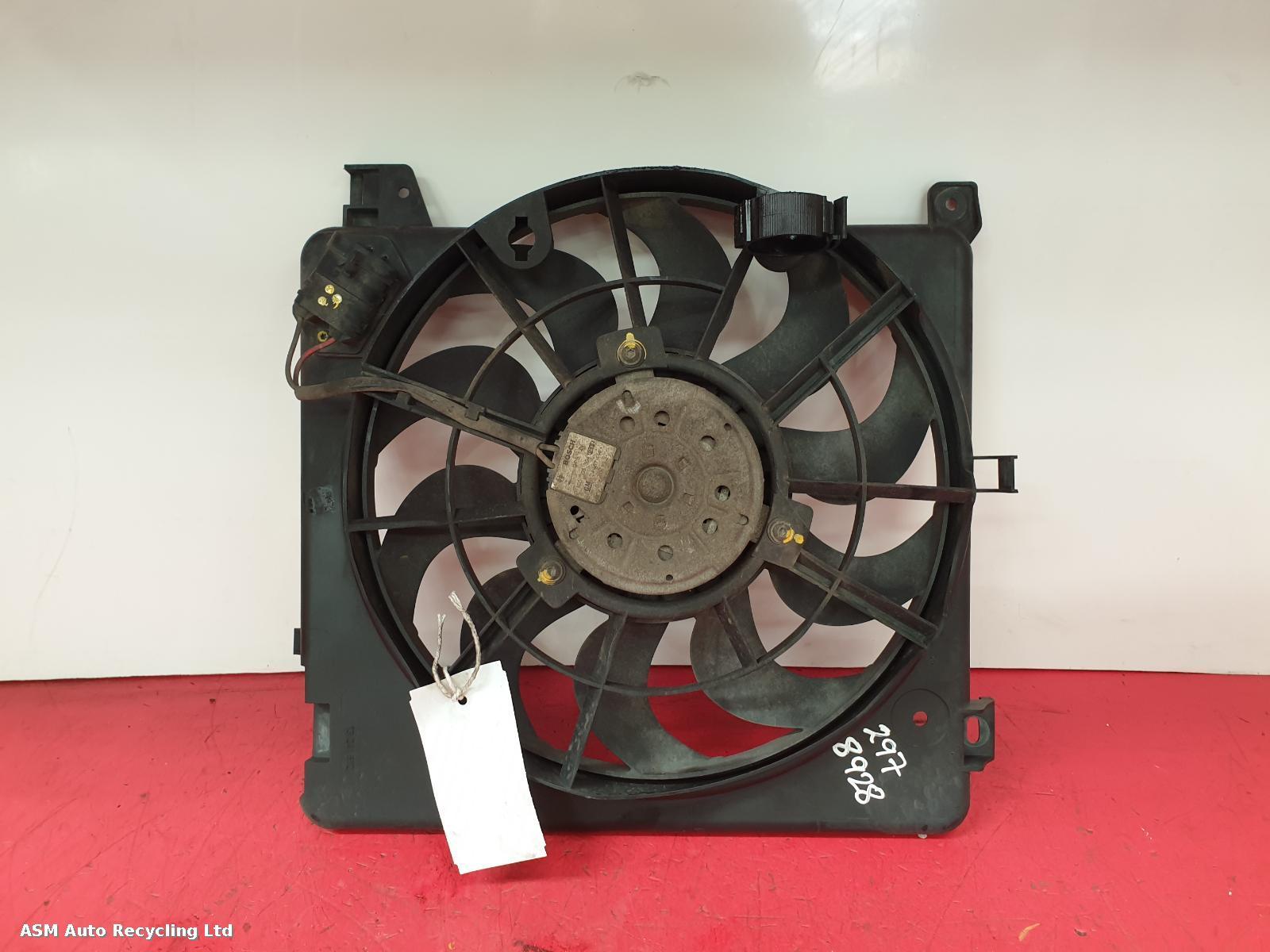 View Auto part Engine Cooling Motor Vauxhall Zafira 2012