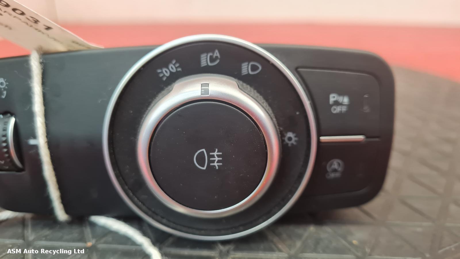 View Auto part Headlight Switch Alfa Romeo Stelvio 2020