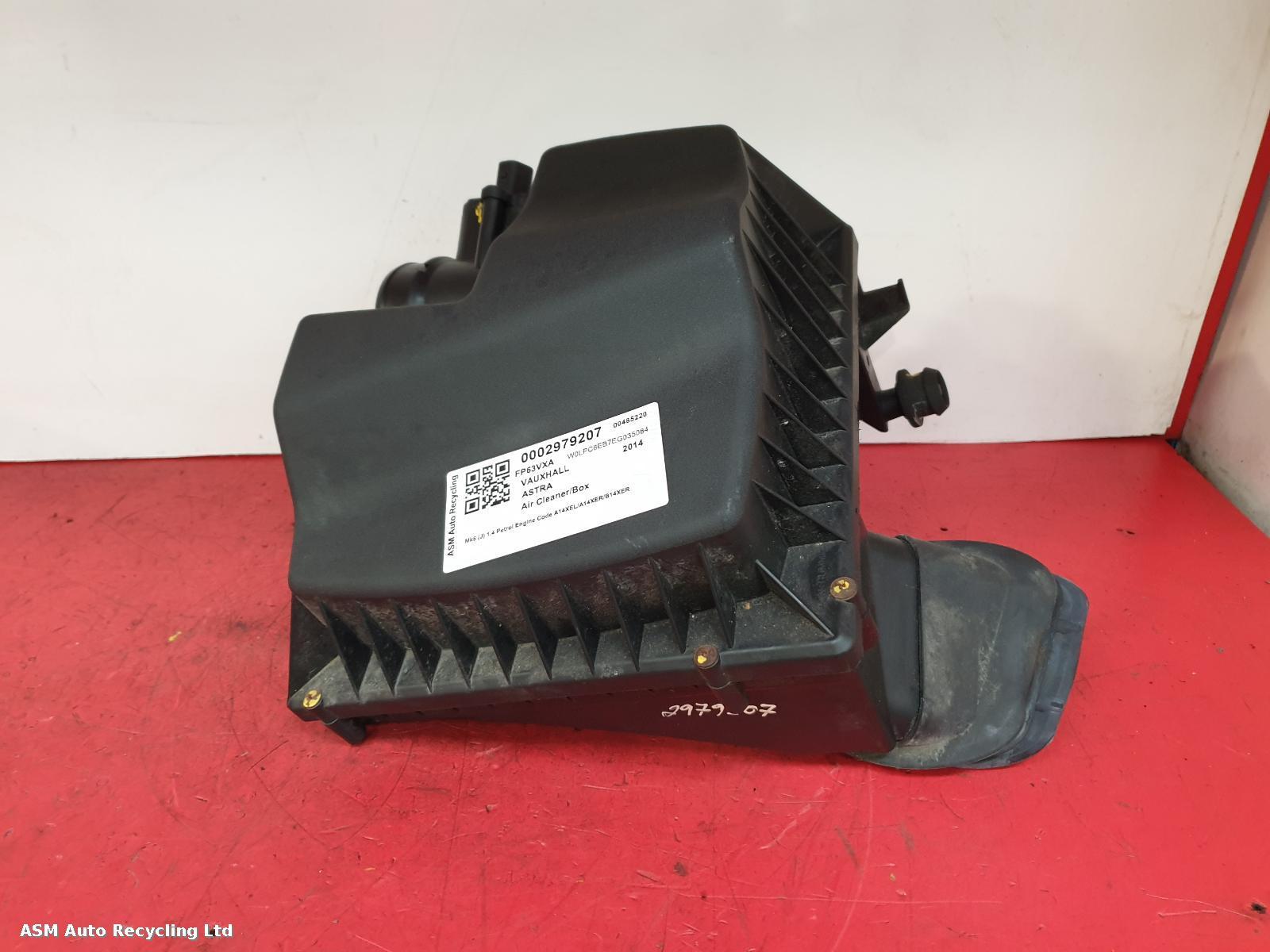 View Auto part Air Cleaner/Box Vauxhall Astra 2014