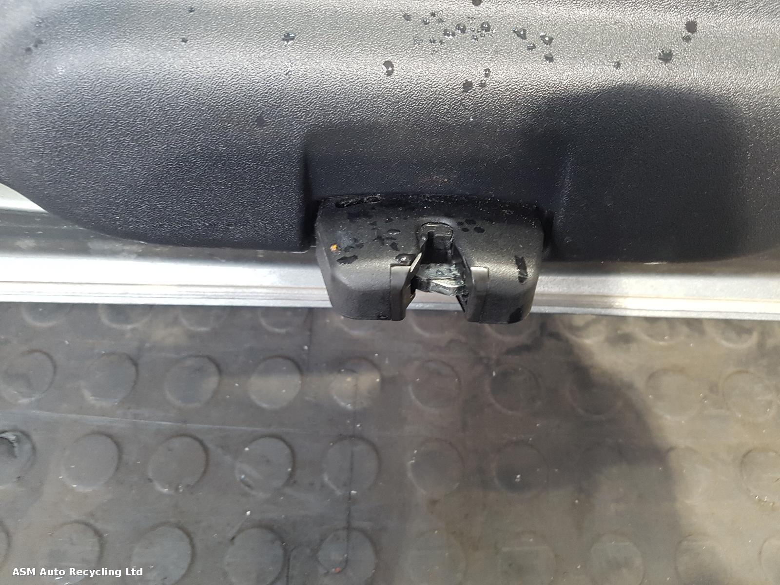 View Auto part Bootlid/Tailgate Citroen C4 Cactus 2017