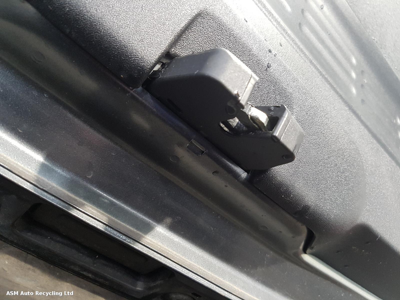 View Auto part Bootlid/Tailgate Citroen C4 Cactus 2017