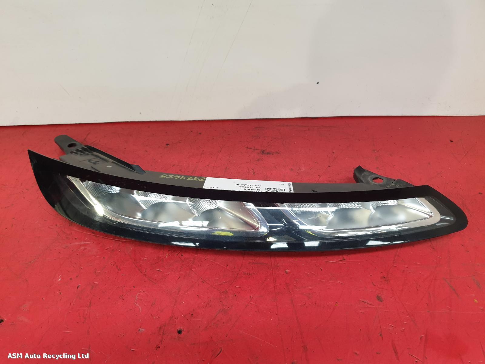 View Auto part R Sidelight/Daytime Running Light (DRL) Citroen C4 Cactus 2017