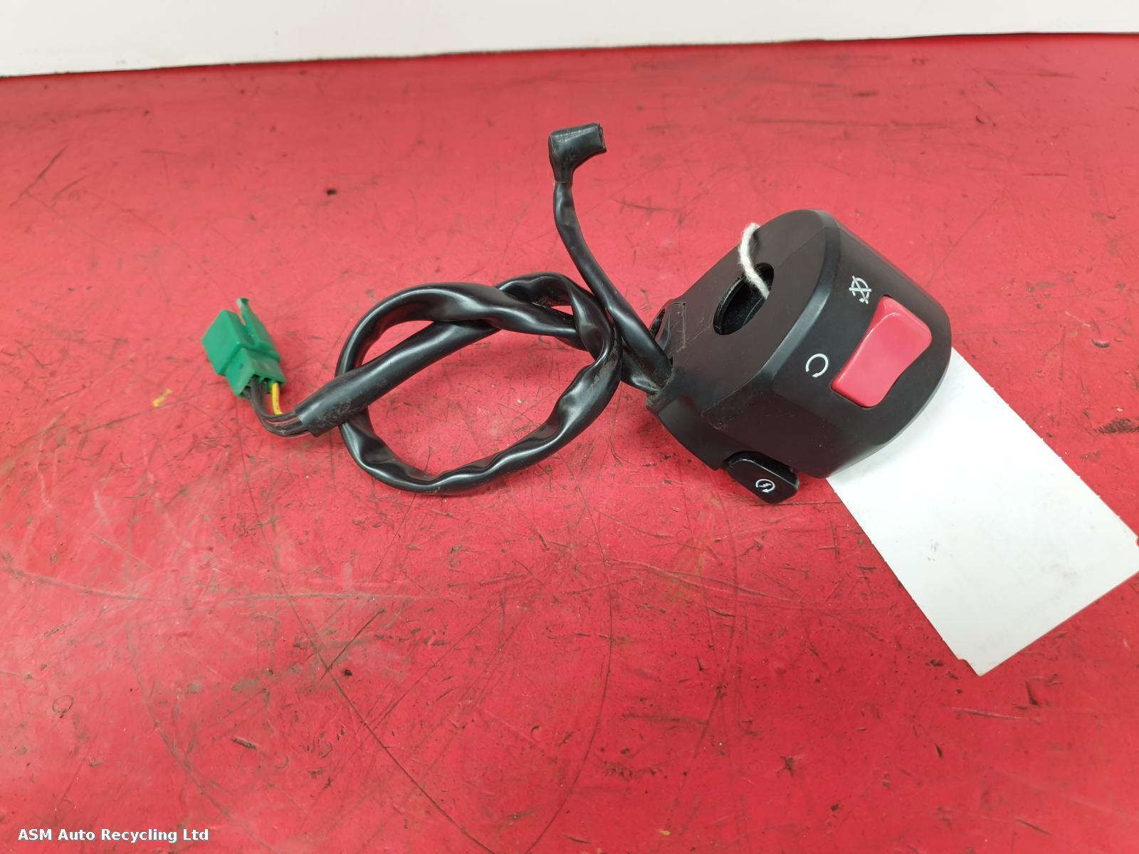 View Auto part RH Switch Gear Kawasaki Ninja 2020