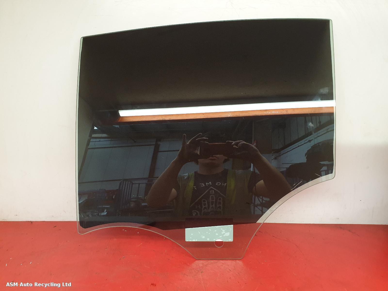 View Auto part LR Door Window Jaguar I-pace 2019