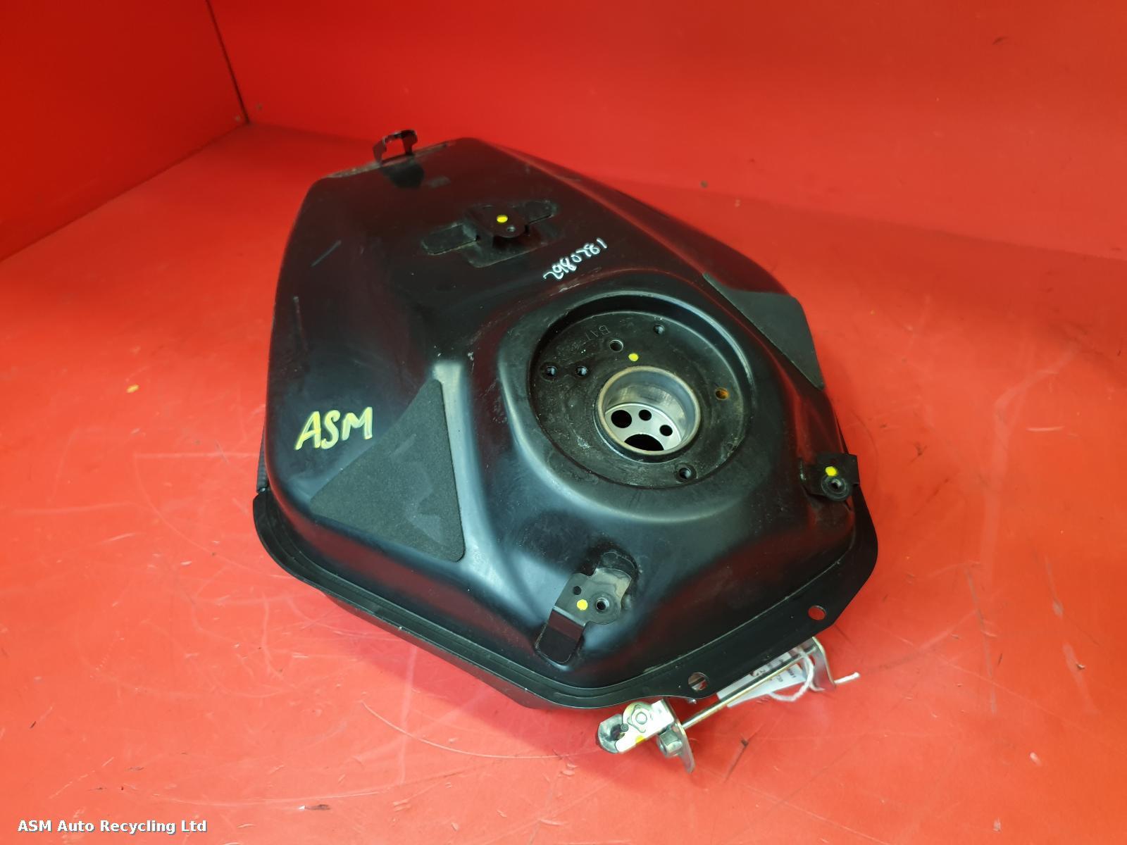 View Auto part Fuel Tank Yamaha Mt-07  2022