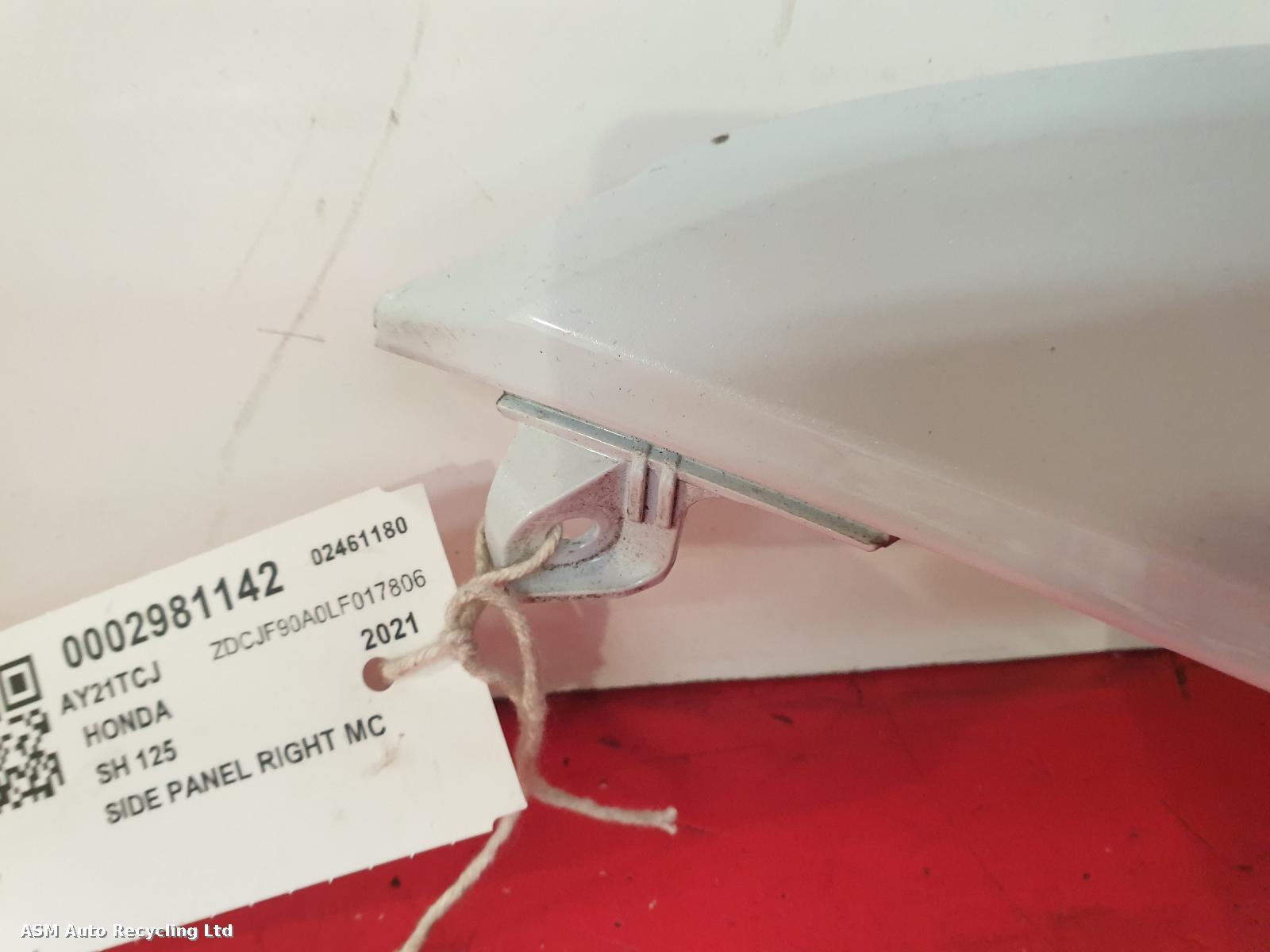 View Auto part Side Panel Right Honda Sh 125 2021