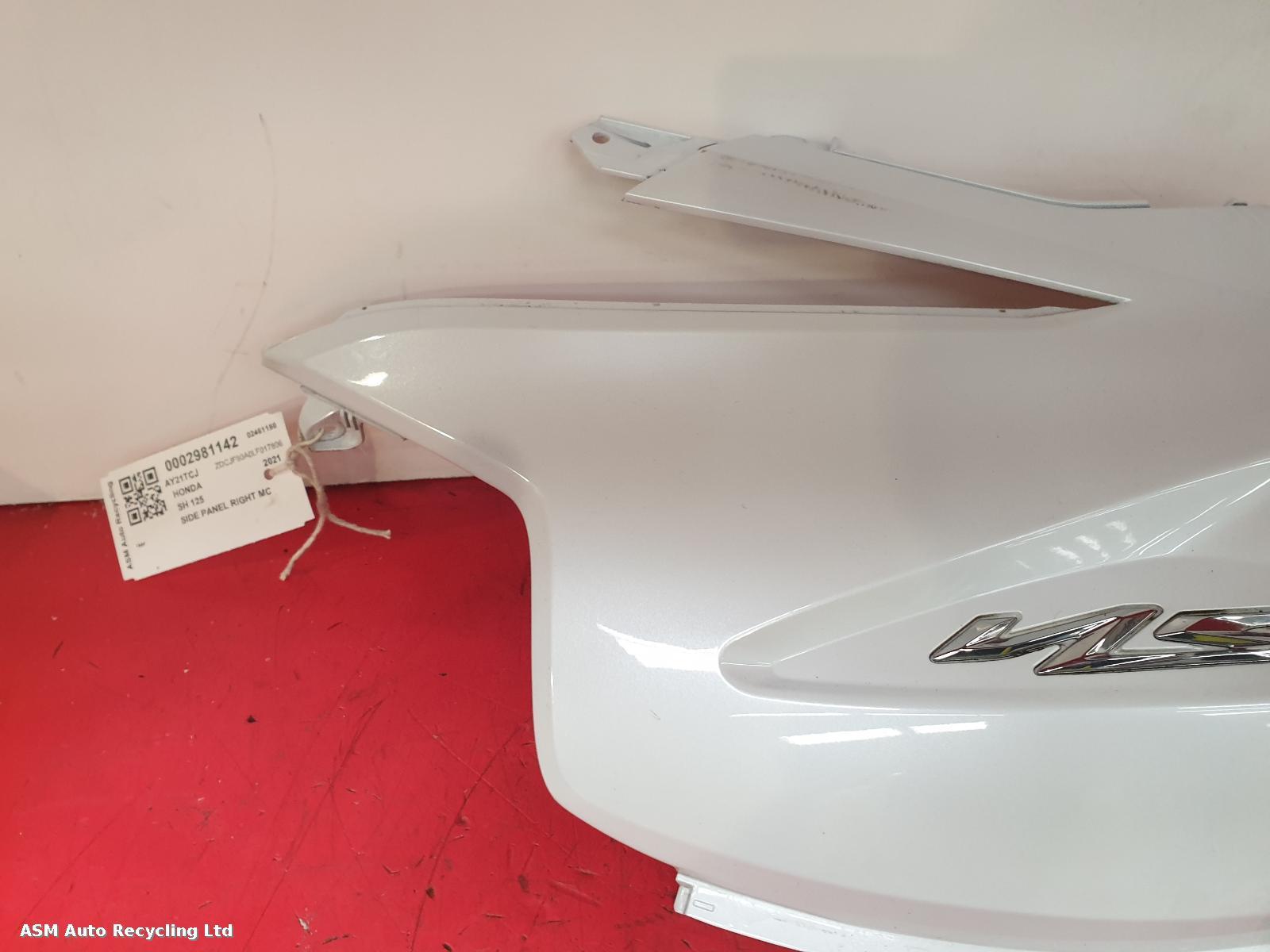 View Auto part Side Panel Right Honda Sh 125 2021