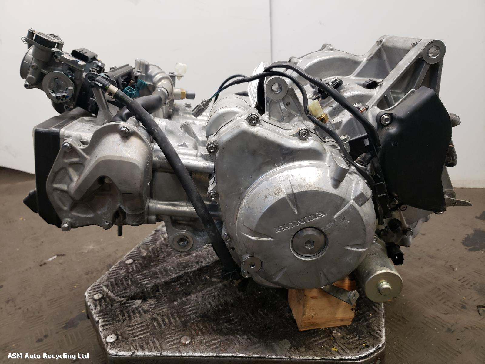 View Auto part Engine Honda X-adv 2020