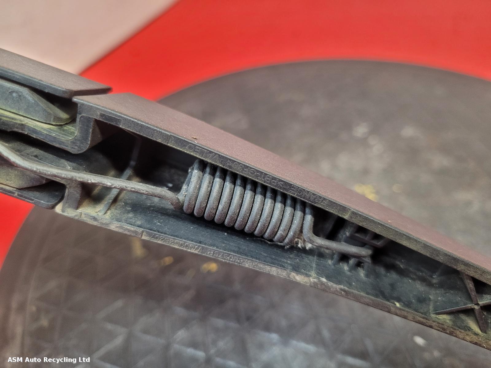 View Auto part Wiper Arm Renault Megane 2015