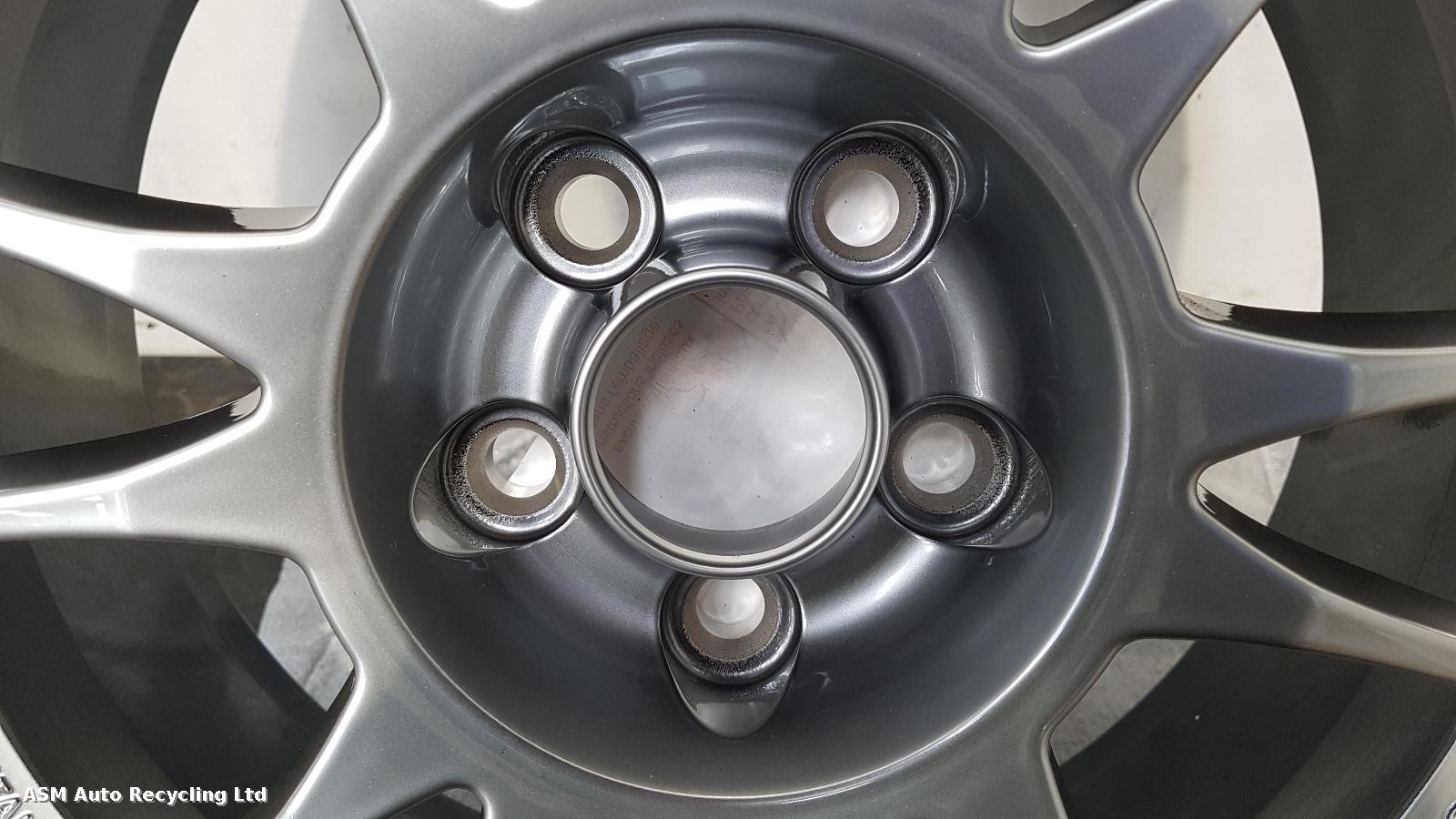View Auto part Wheel Set Volkswagen Corrado 1993
