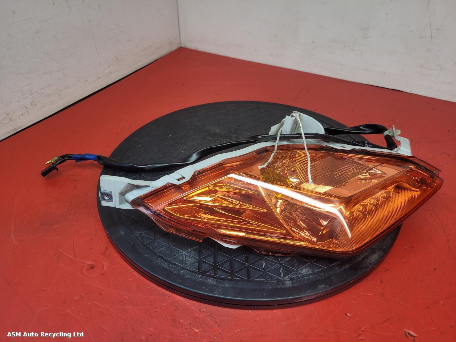 View Auto part R Taillight Yamaha X-max 300 2019
