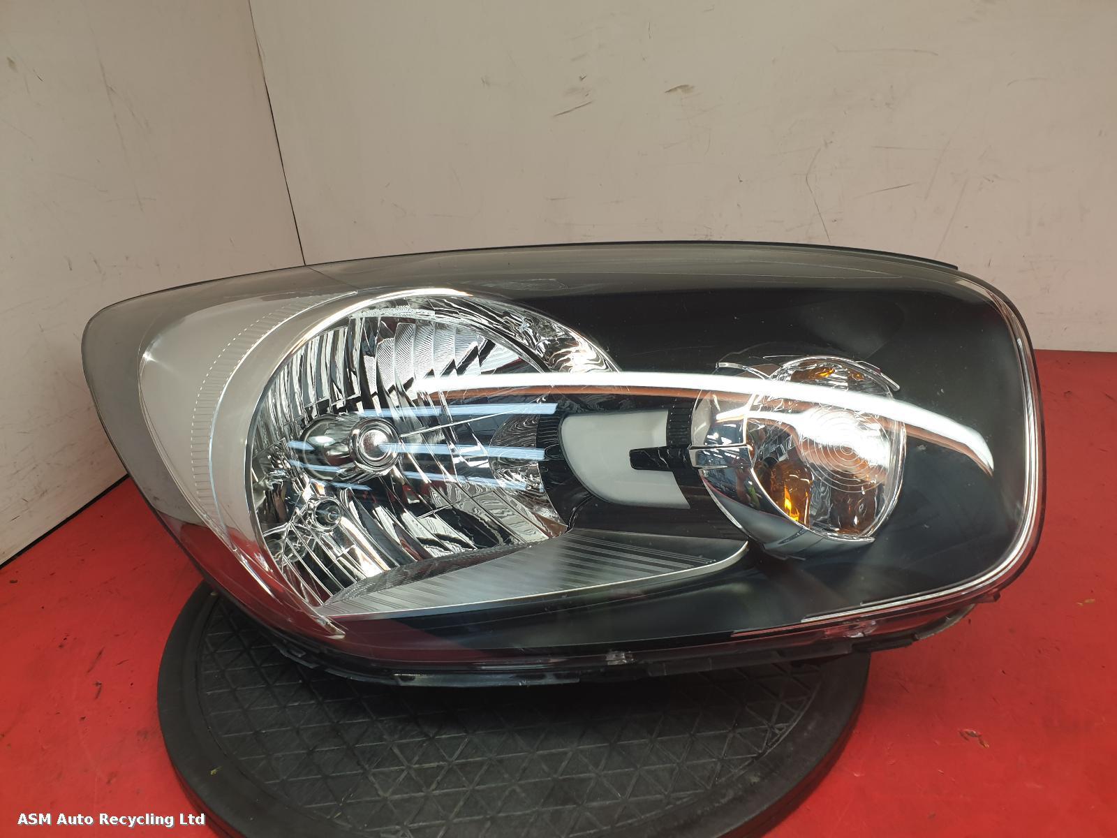 View Auto part R Headlamp Kia Picanto 2016