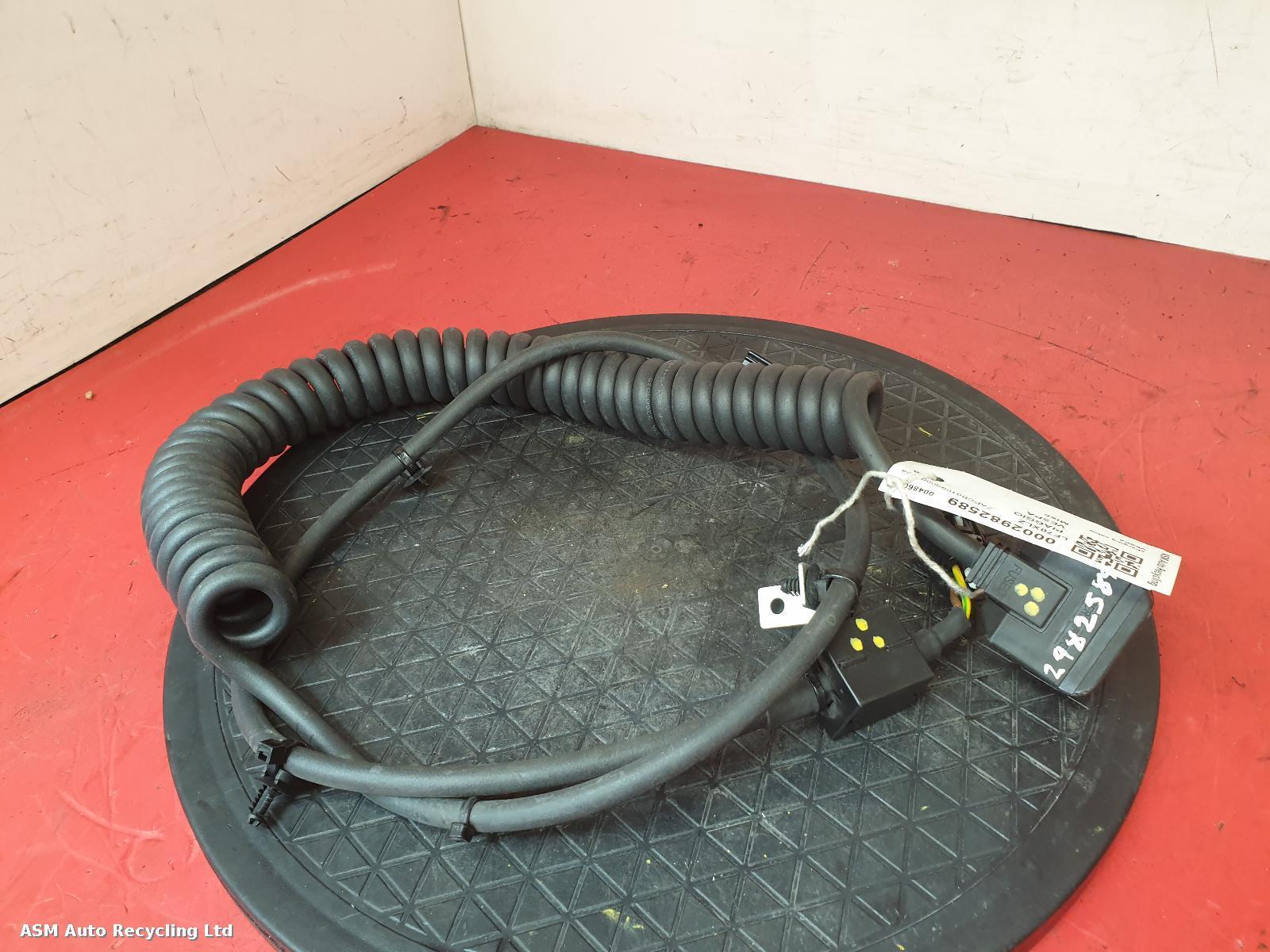 View Auto part Cable Piaggio Vespa 2020