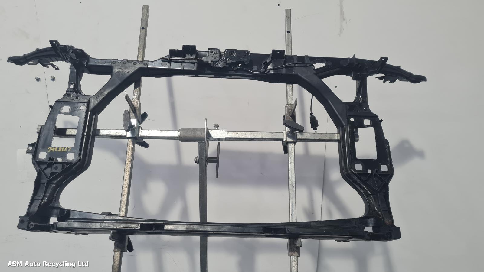 View Auto part Front Panel Audi A4 2014