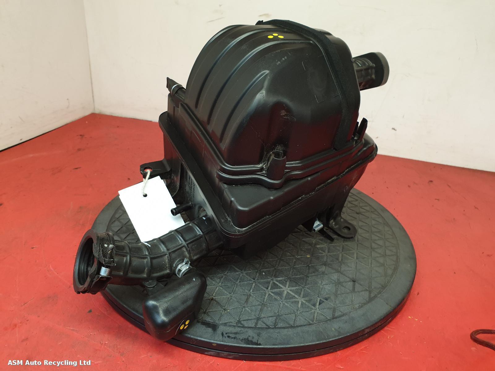 View Auto part Air Cleaner/Box Honda Cbf125 2022