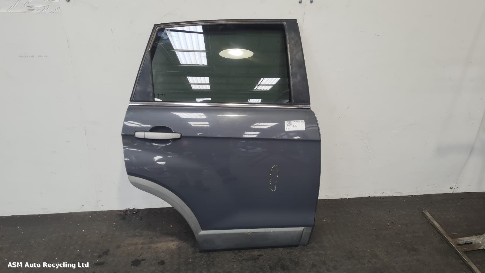View Auto part R Rear Door Chevrolet Captiva 2010