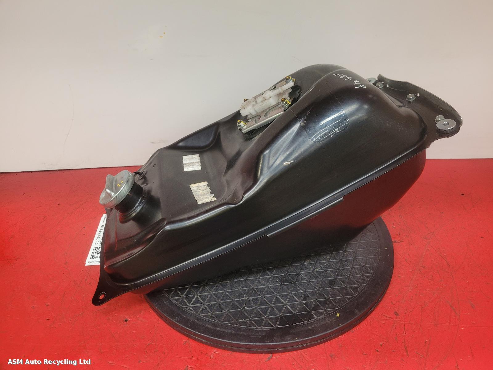 View Auto part Fuel Tank Honda Adv350 2023