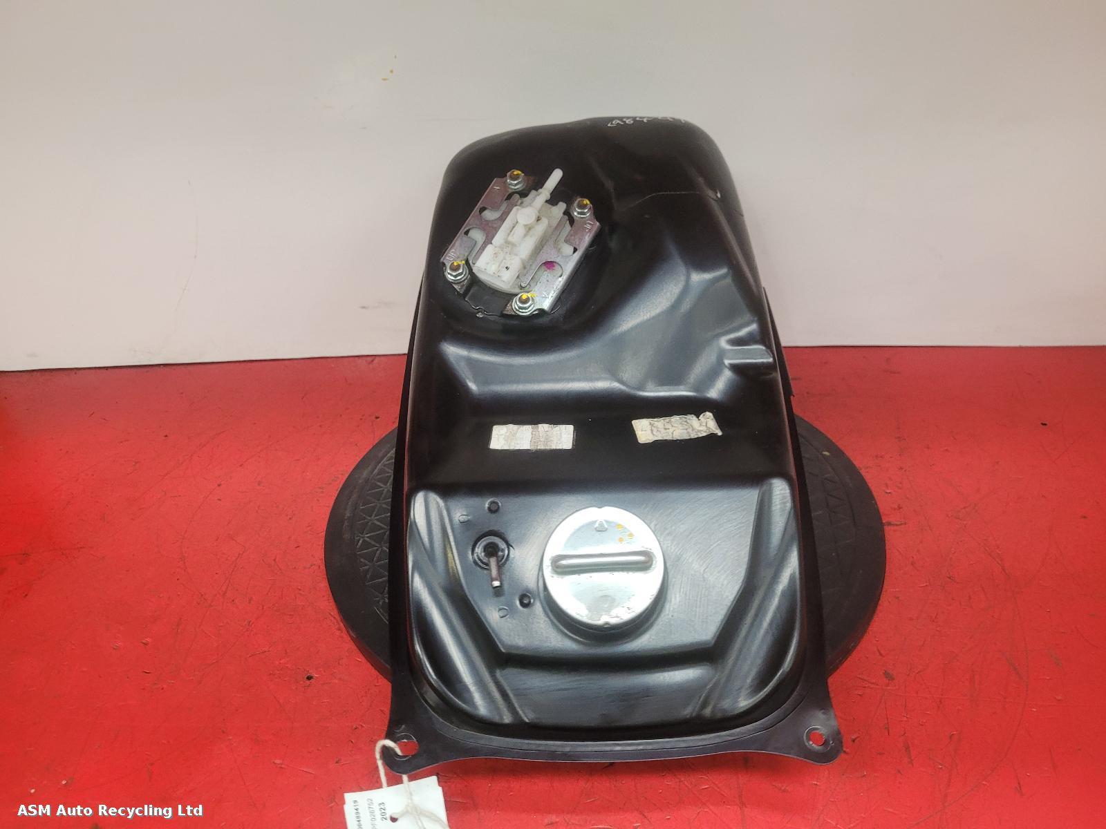 View Auto part Fuel Tank Honda Adv350 2023