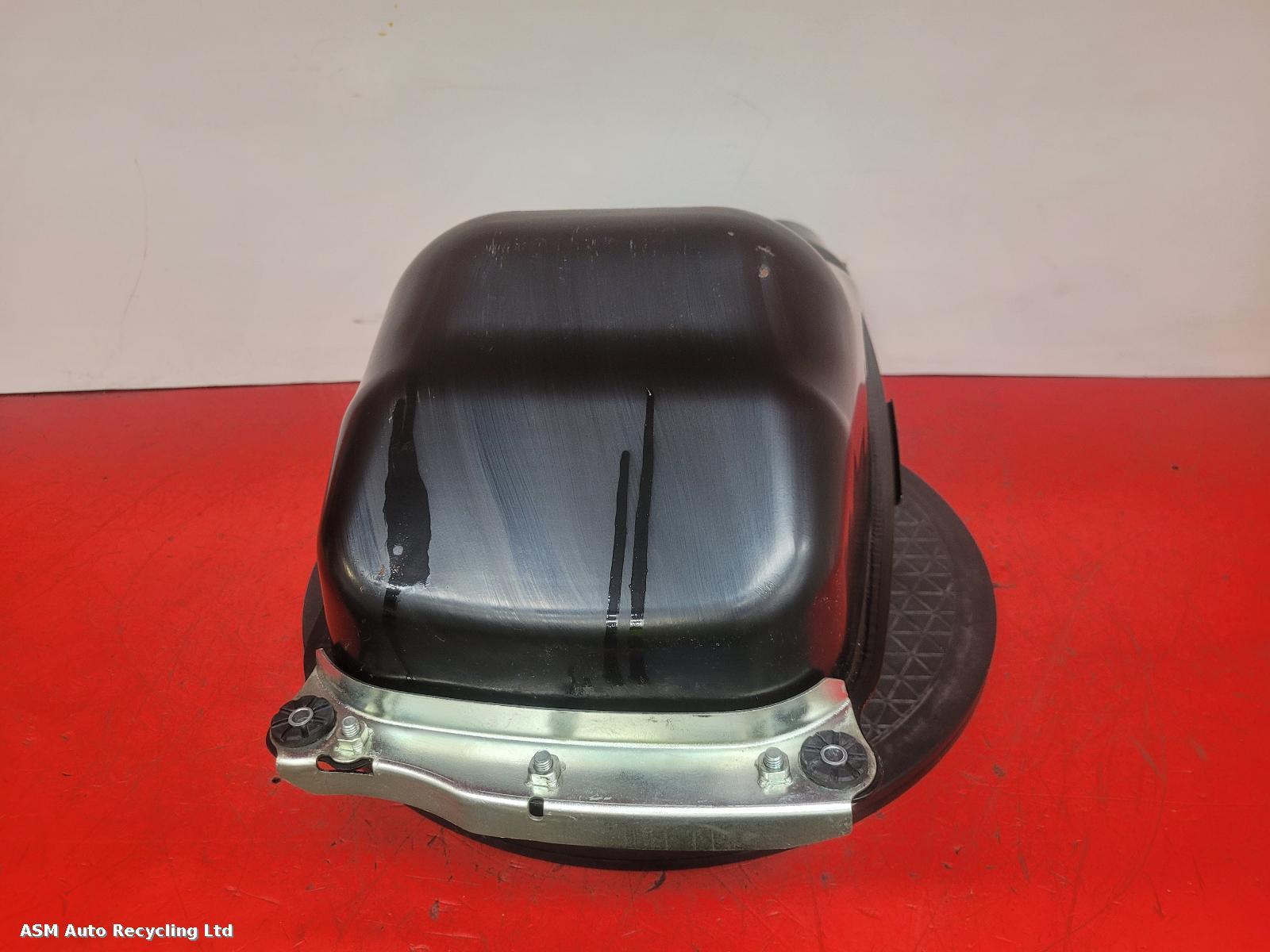 View Auto part Fuel Tank Honda Adv350 2023