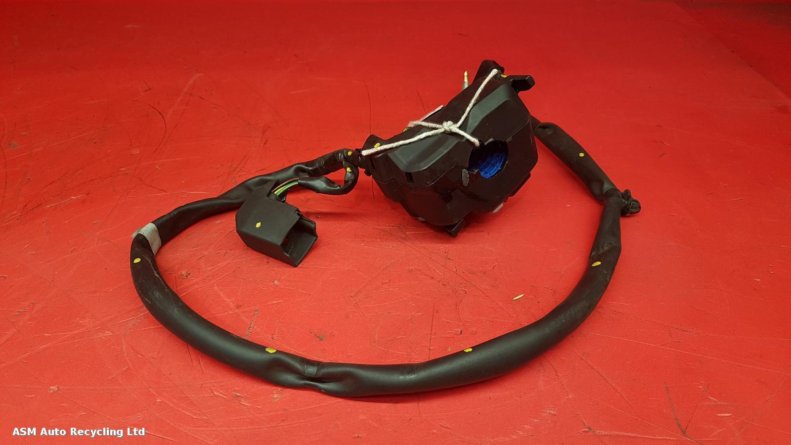 View Auto part LH Switch Gear Honda Adv350 2023