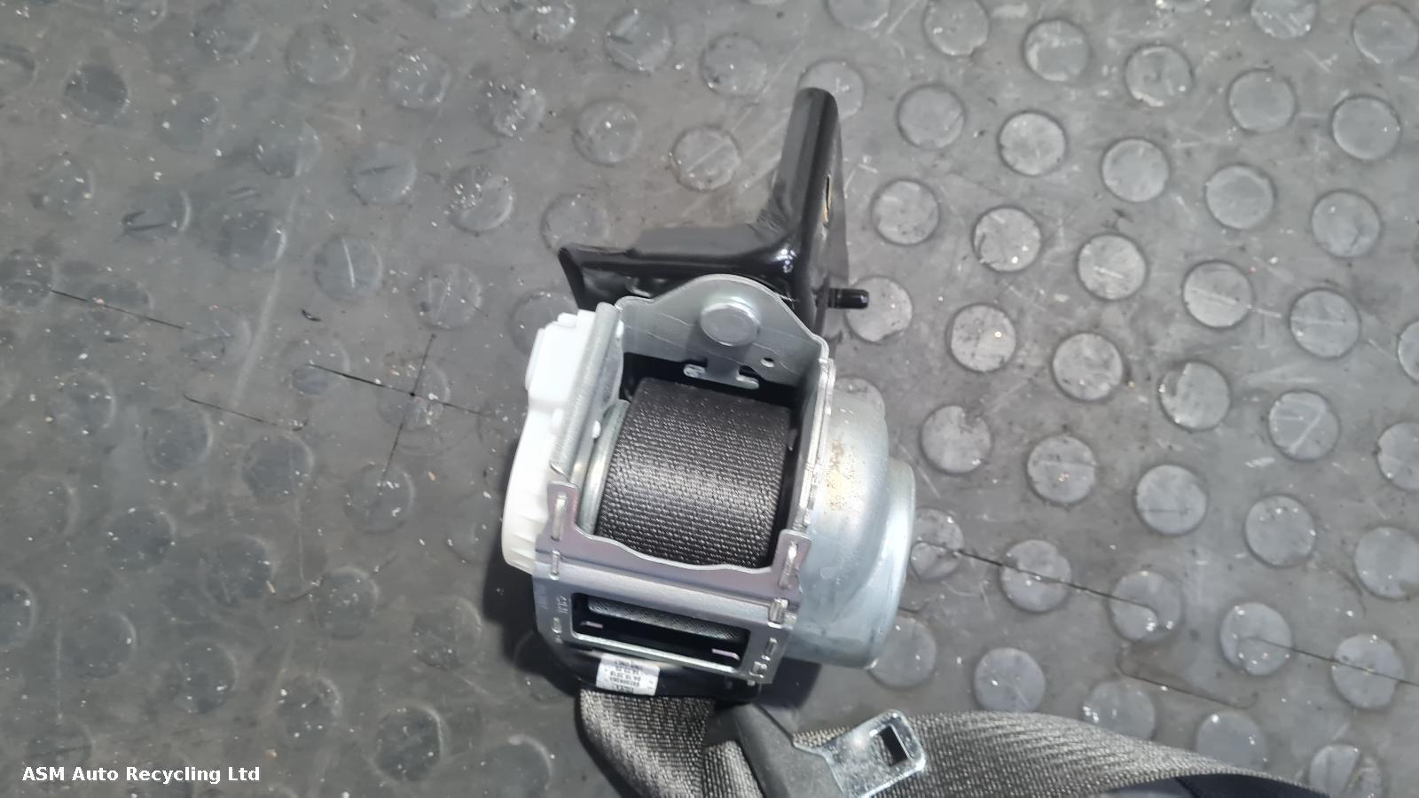 View Auto part Airbag Kit Vauxhall Astra 2016