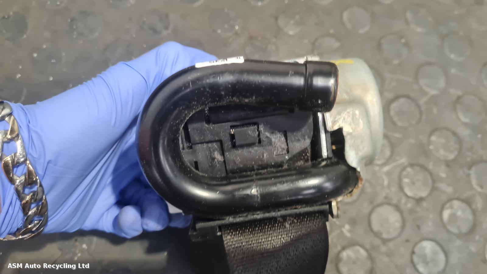 View Auto part Airbag Kit Vauxhall Astra 2016