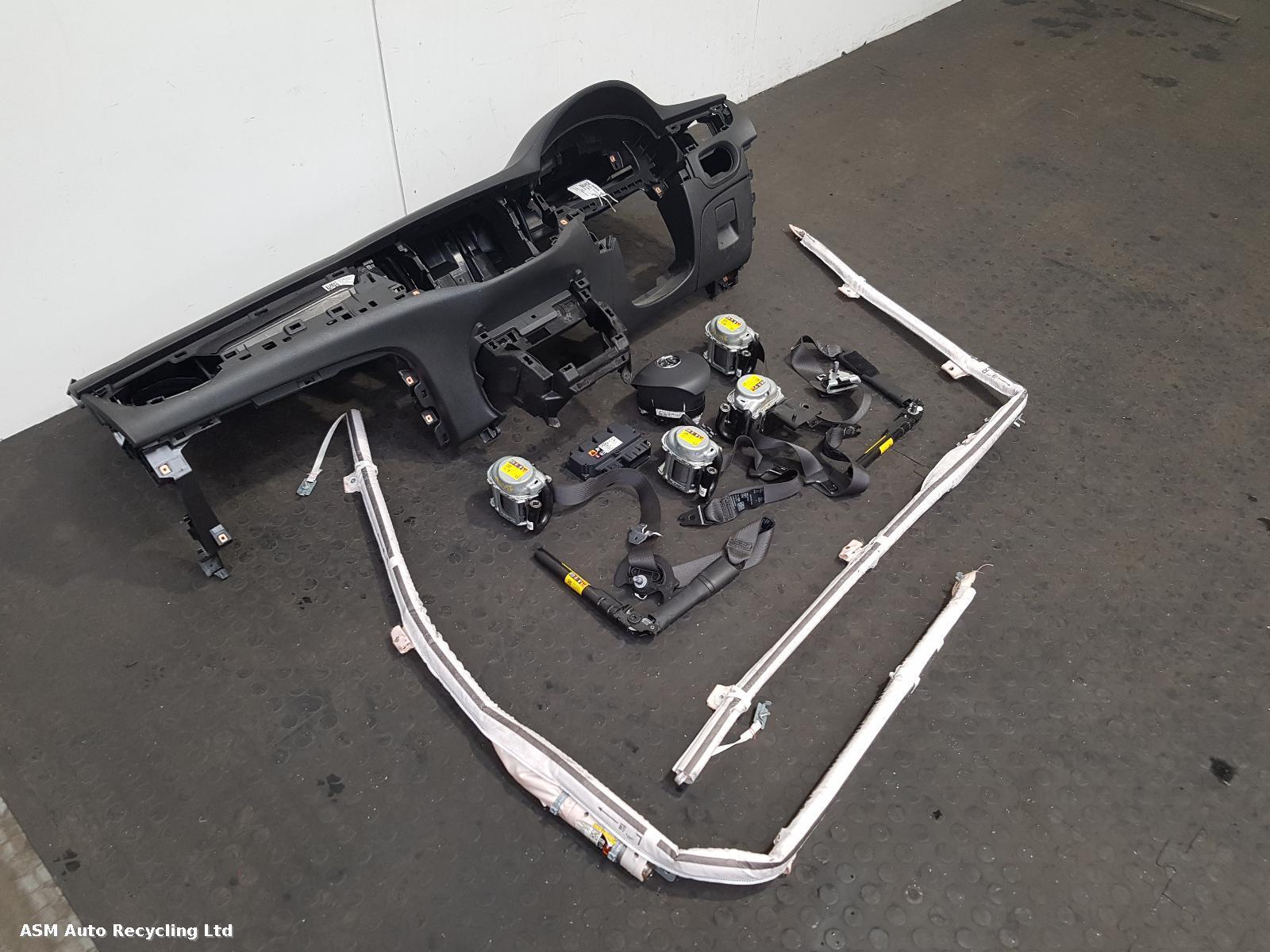 View Auto part Airbag Kit Vauxhall Astra 2016