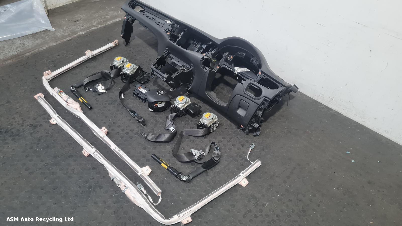 View Auto part Airbag Kit Vauxhall Astra 2016