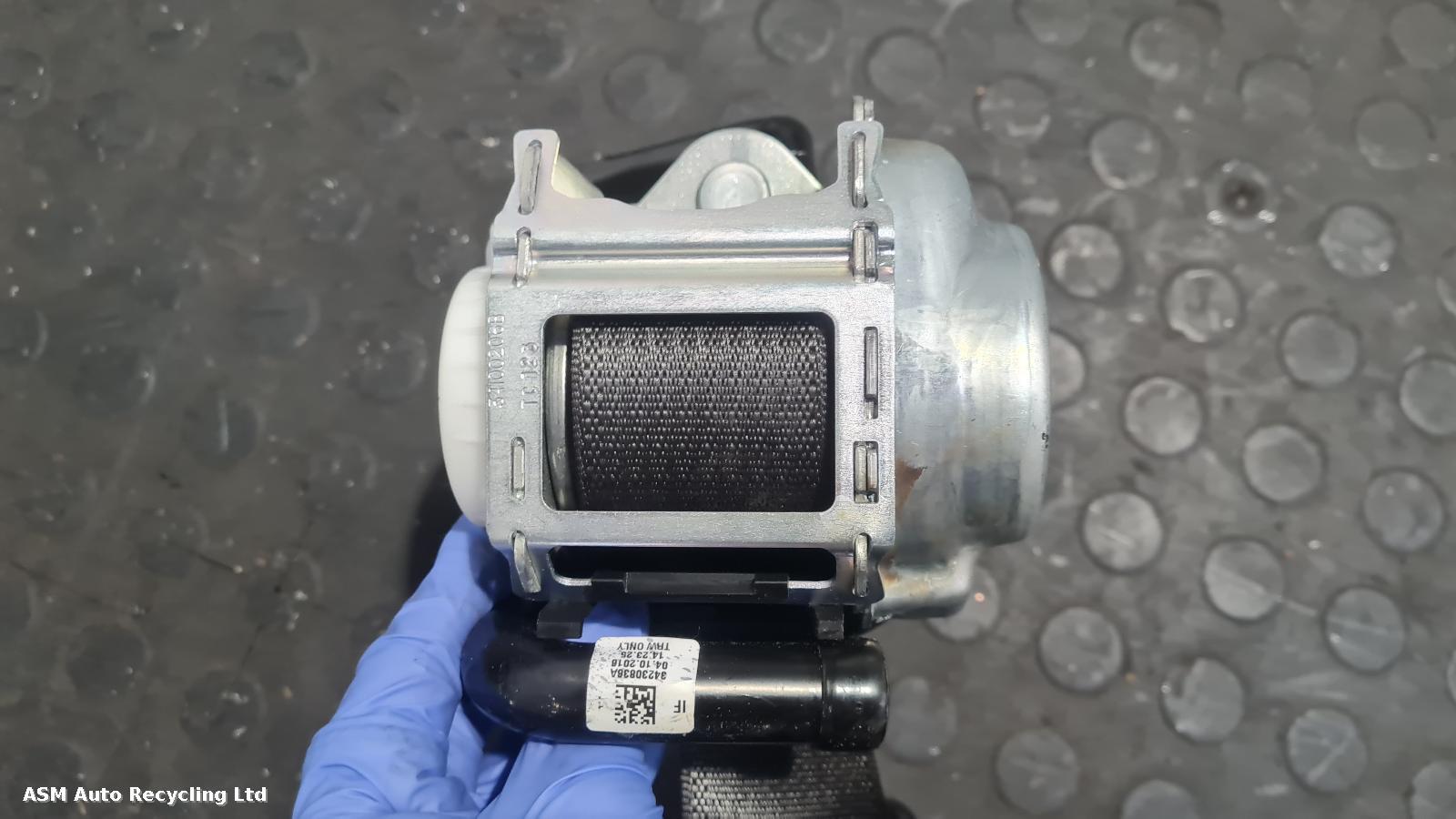 View Auto part Airbag Kit Vauxhall Astra 2016