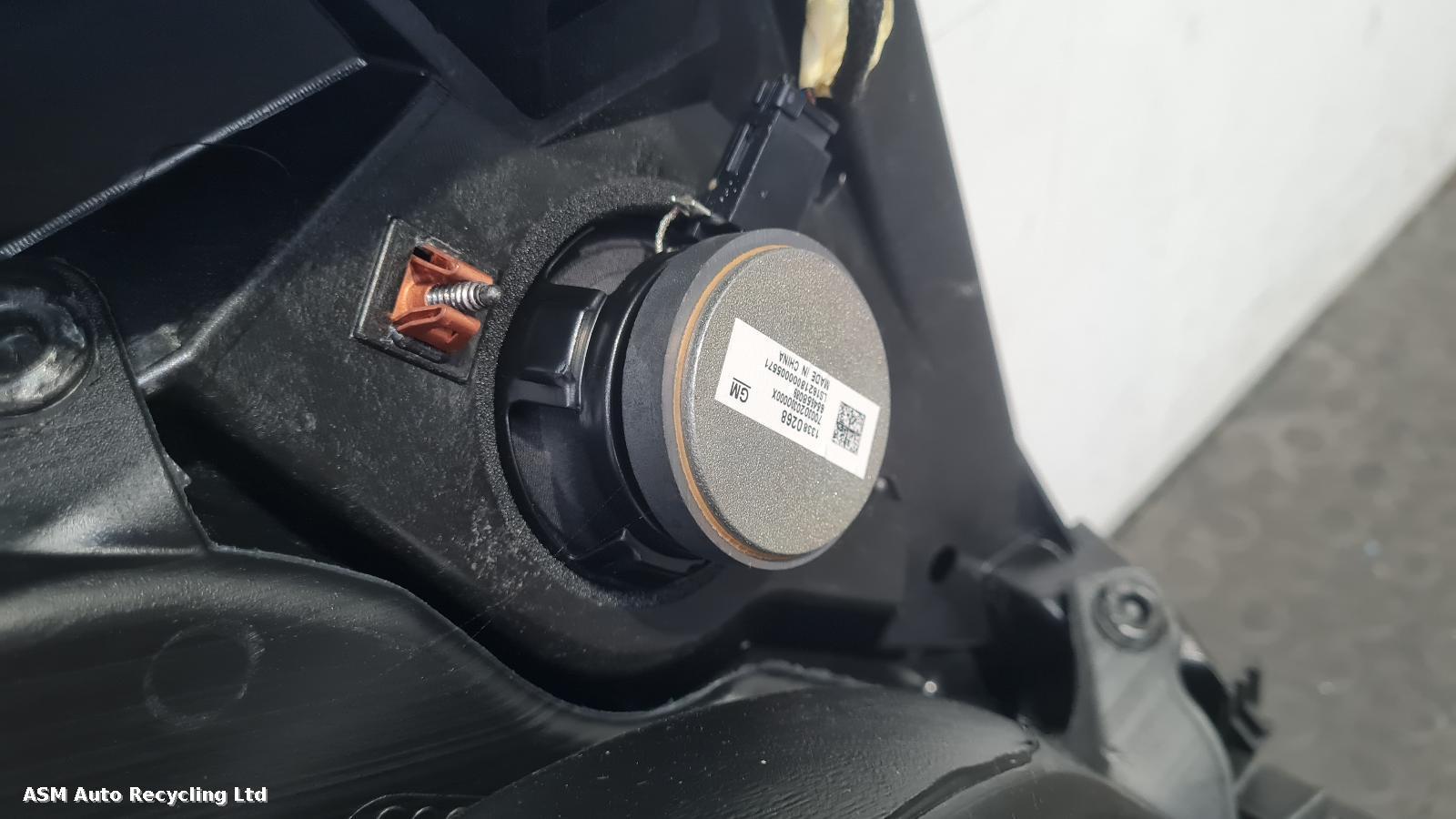 View Auto part Airbag Kit Vauxhall Astra 2016
