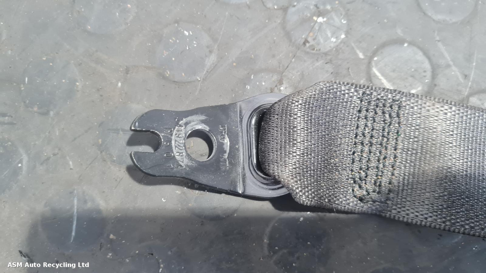 View Auto part Airbag Kit Vauxhall Astra 2016