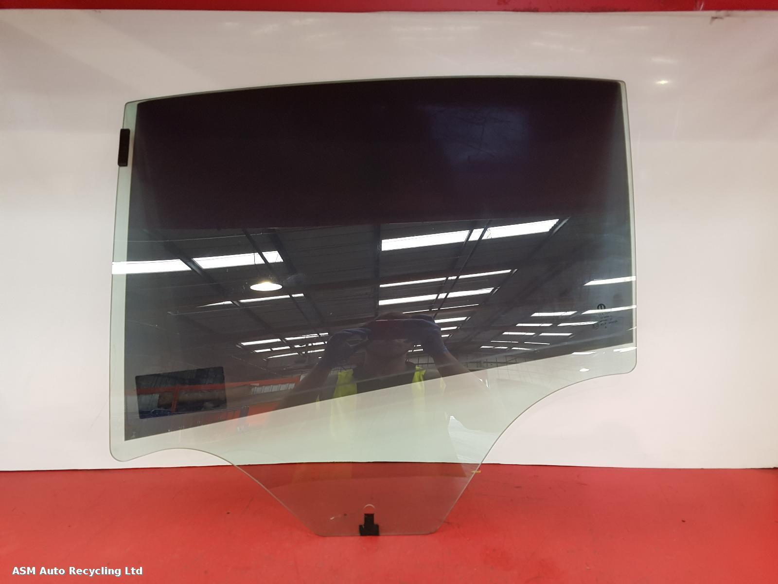 View Auto part LR Door Window Fiat Tipo 2017