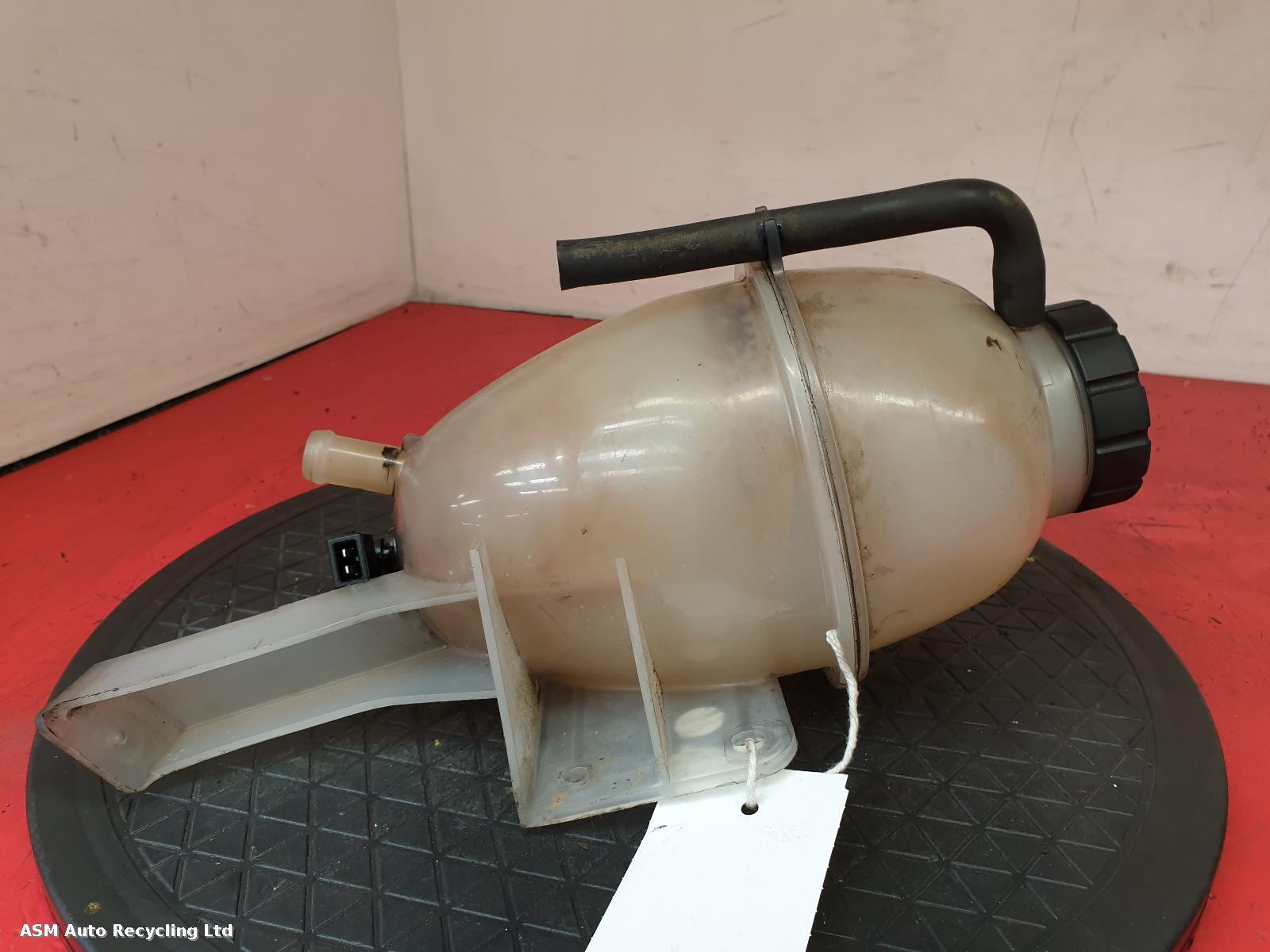 View Auto part Overflow Bottle Mg Mg6 2014